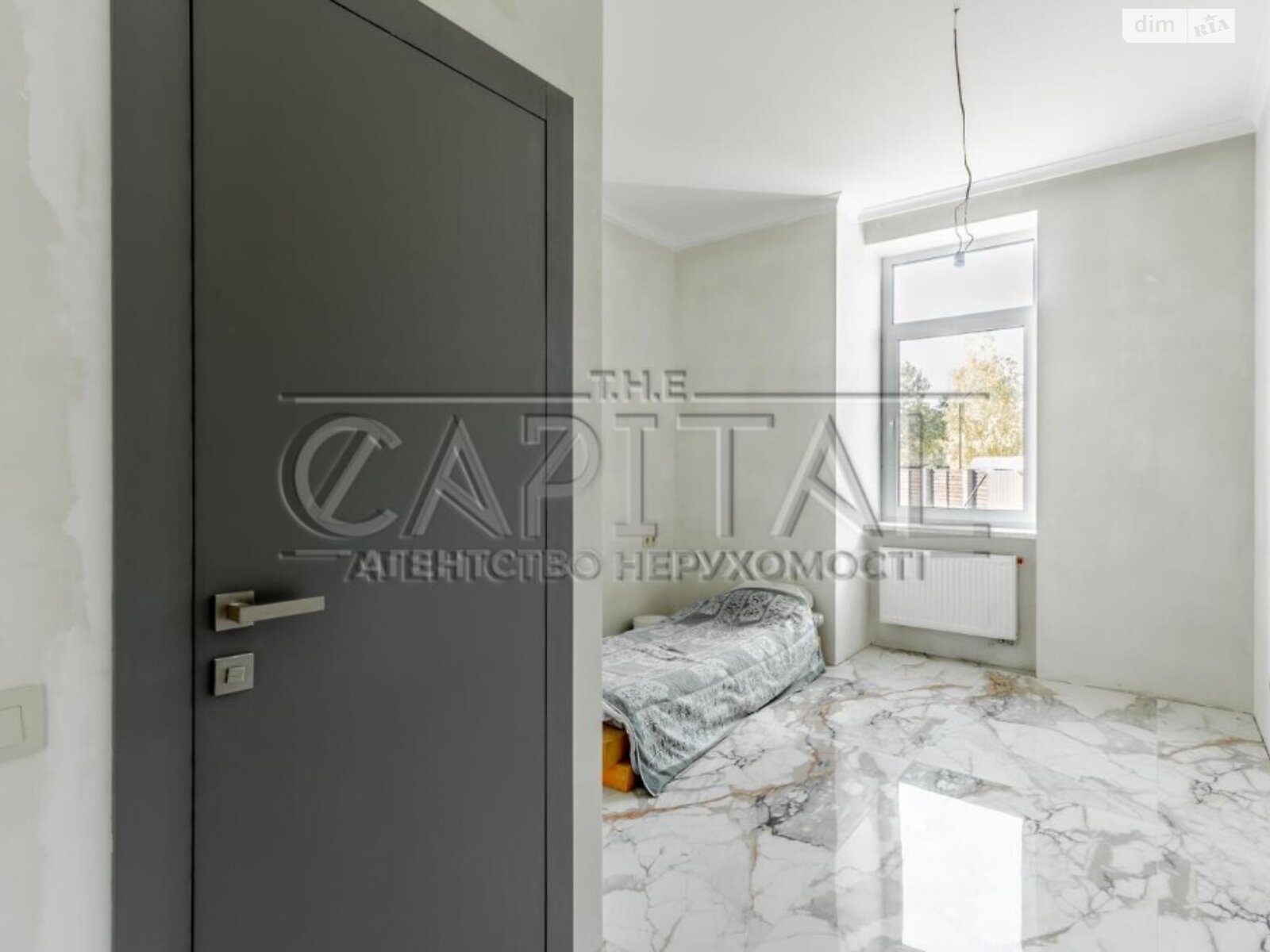 двоповерховий будинок, 409 кв. м, цегла. Продаж у Плютах фото 1 двоповерховий будинок, 409 кв. м, цегла. Продаж у Плютах фото 1