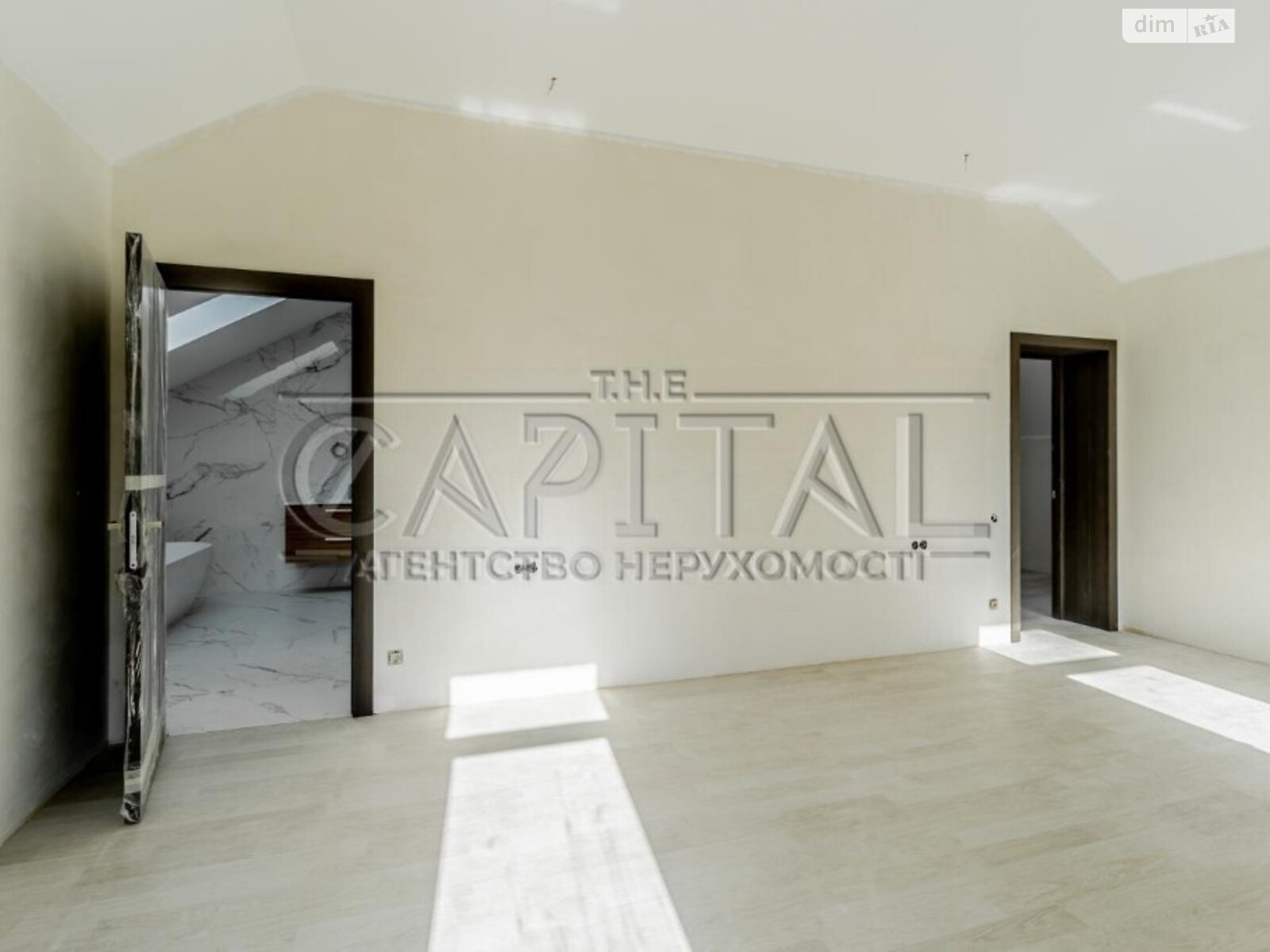 двоповерховий будинок, 409 кв. м, цегла. Продаж у Плютах фото 1 двоповерховий будинок, 409 кв. м, цегла. Продаж у Плютах фото 1