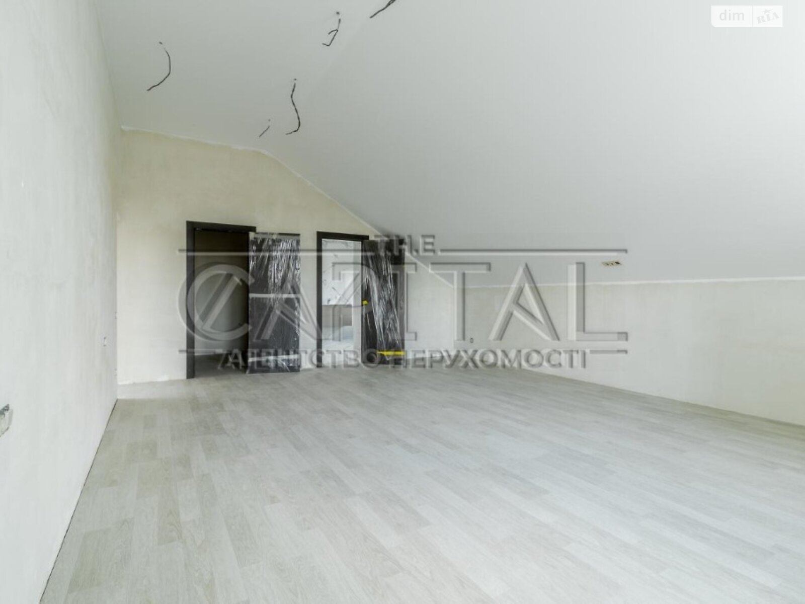 двоповерховий будинок, 409 кв. м, цегла. Продаж у Плютах фото 1 двоповерховий будинок, 409 кв. м, цегла. Продаж у Плютах фото 1