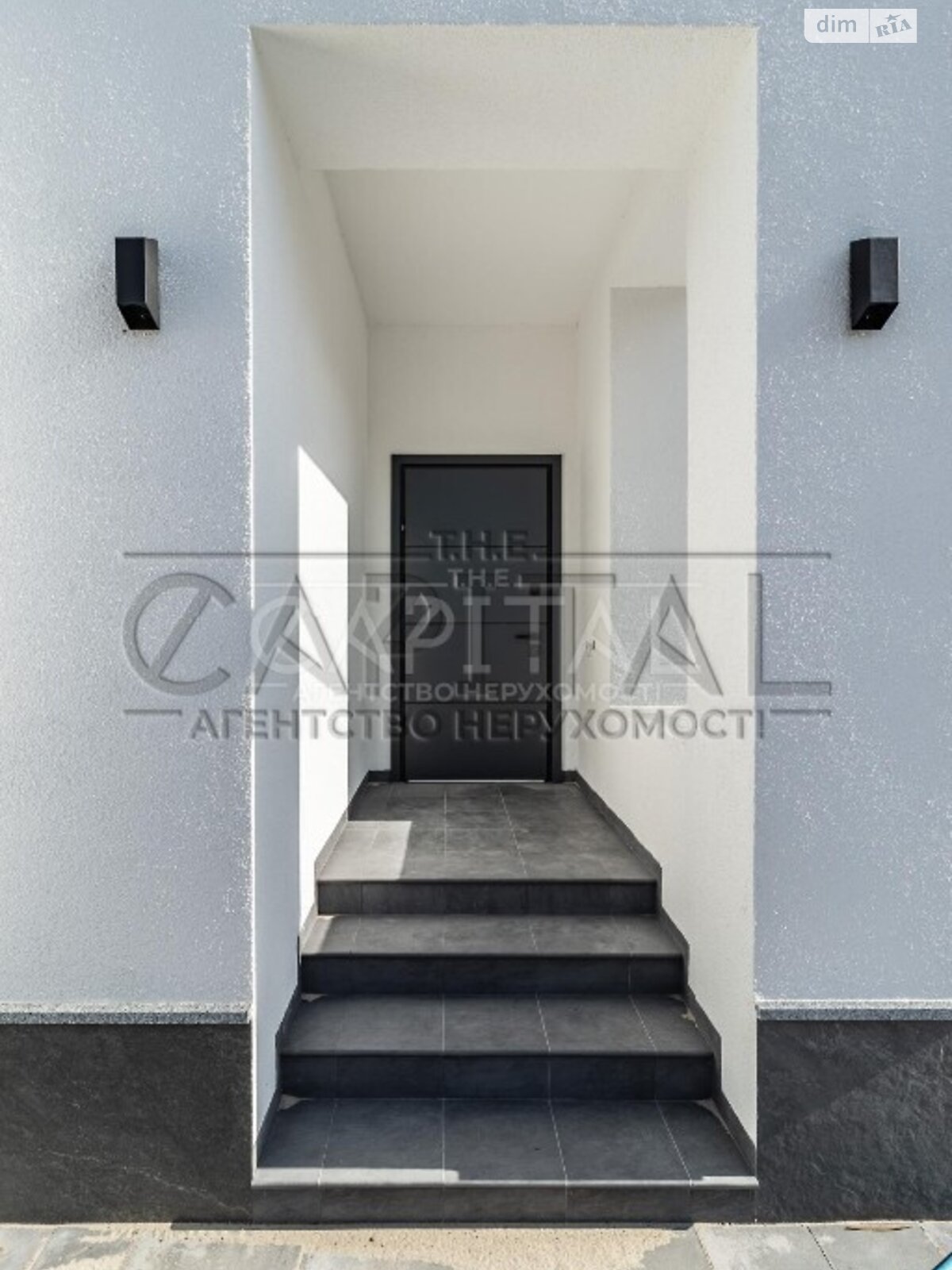 двоповерховий будинок, 409 кв. м, цегла. Продаж у Плютах фото 1 двоповерховий будинок, 409 кв. м, цегла. Продаж у Плютах фото 1