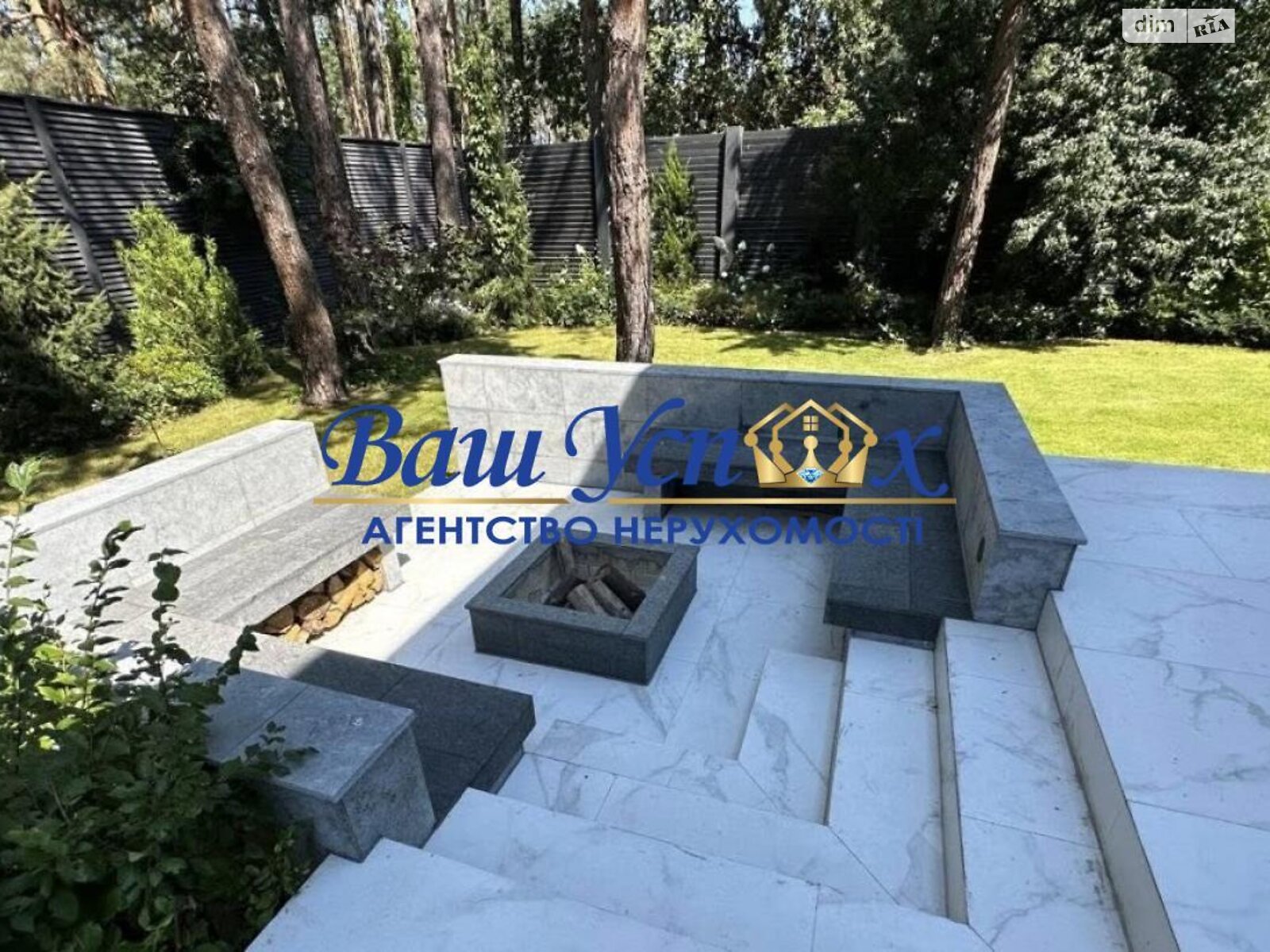 двоповерховий будинок, 520 кв. м, кирпич. Продаж у Плютах фото 1 двоповерховий будинок, 520 кв. м, кирпич. Продаж у Плютах фото 1