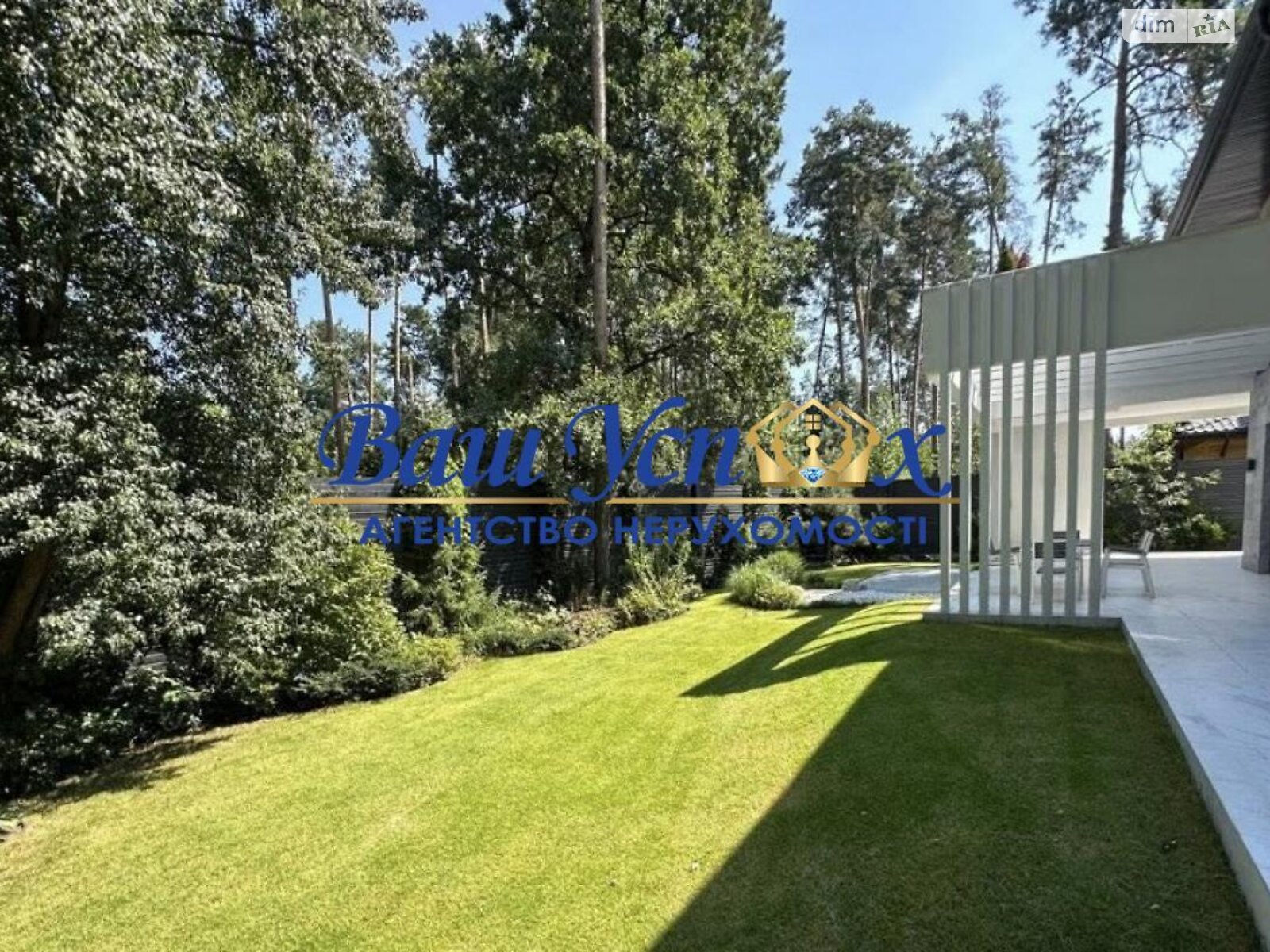 двоповерховий будинок, 520 кв. м, кирпич. Продаж у Плютах фото 1 двоповерховий будинок, 520 кв. м, кирпич. Продаж у Плютах фото 1