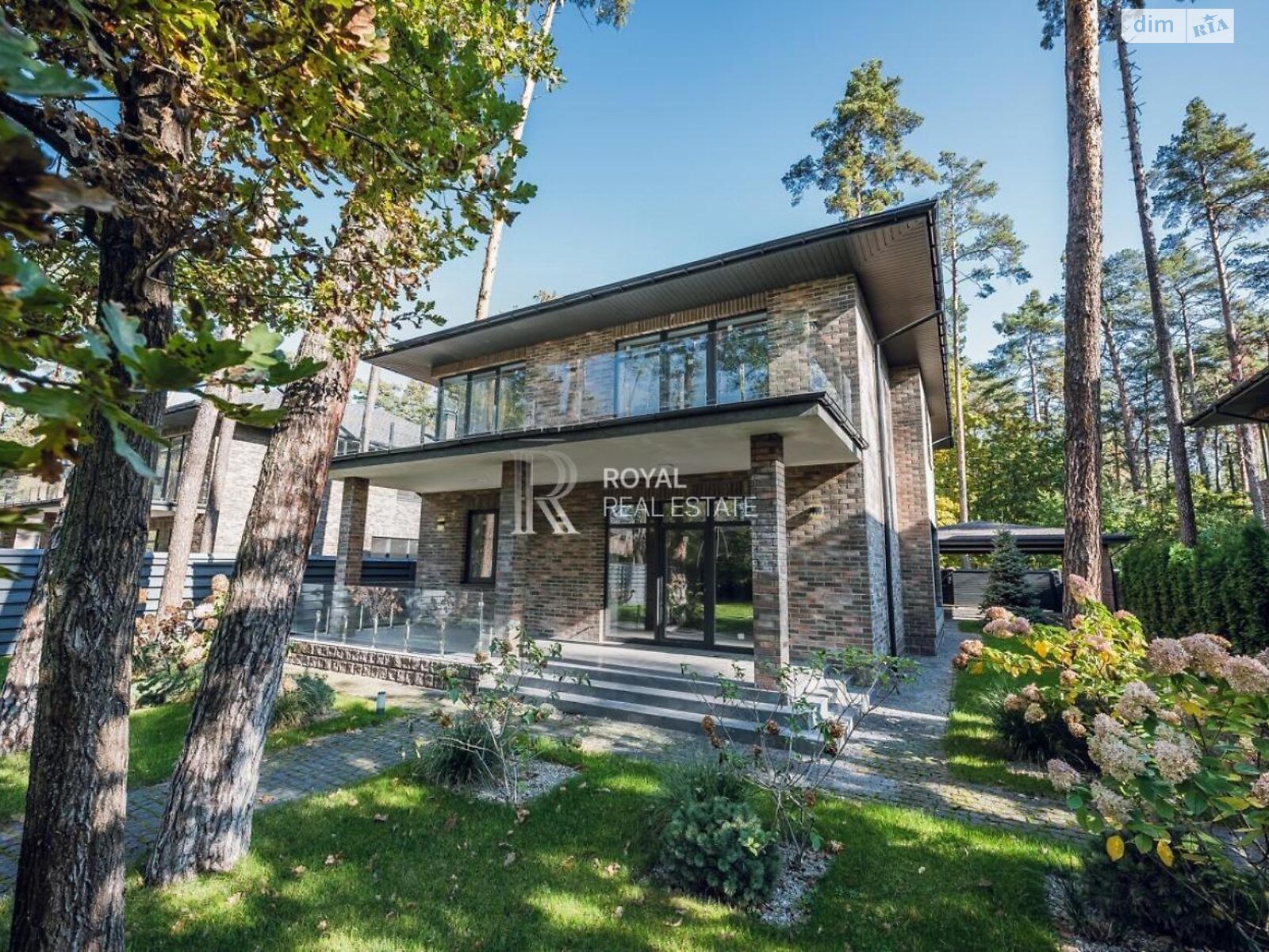 двоповерховий будинок, 330 кв. м, кирпич. Продаж у Плютах фото 1 двоповерховий будинок, 330 кв. м, кирпич. Продаж у Плютах фото 1