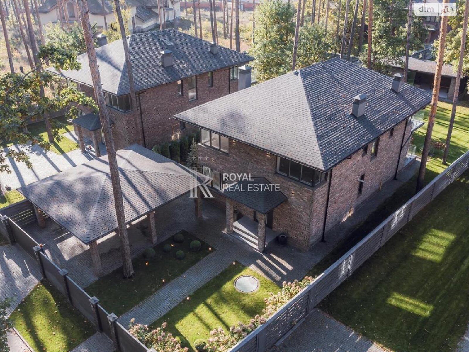 двоповерховий будинок, 330 кв. м, кирпич. Продаж у Плютах фото 1 двоповерховий будинок, 330 кв. м, кирпич. Продаж у Плютах фото 1