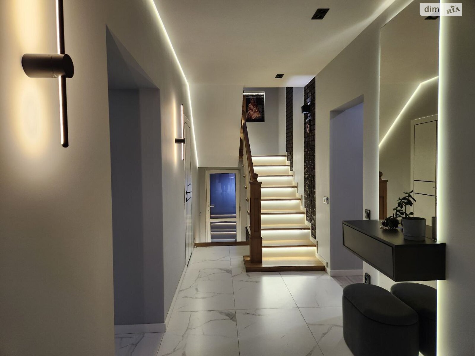 двоповерховий будинок з верандою, 147.6 кв. м, шлакоблок. Продаж у Побережжі фото 1