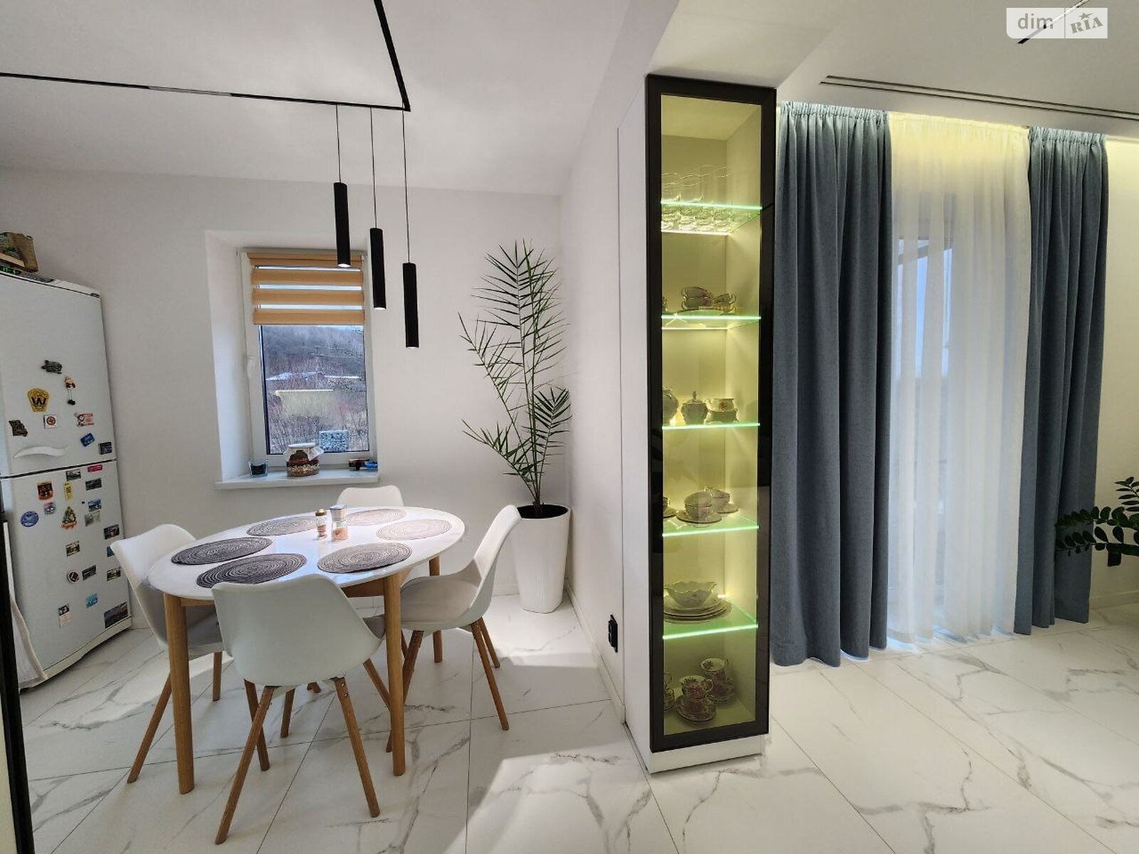 двоповерховий будинок з верандою, 147.6 кв. м, шлакоблок. Продаж у Побережжі фото 1