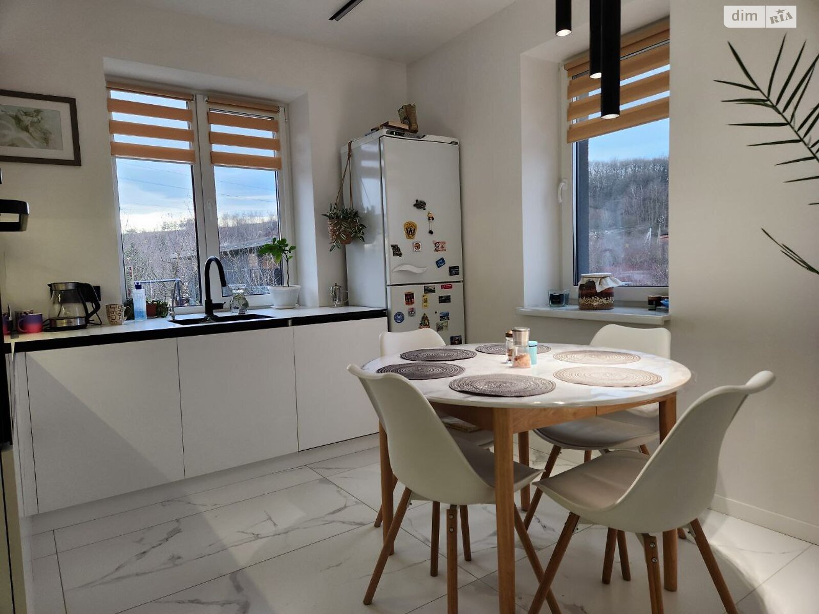 двоповерховий будинок з верандою, 147.6 кв. м, шлакоблок. Продаж у Побережжі фото 1