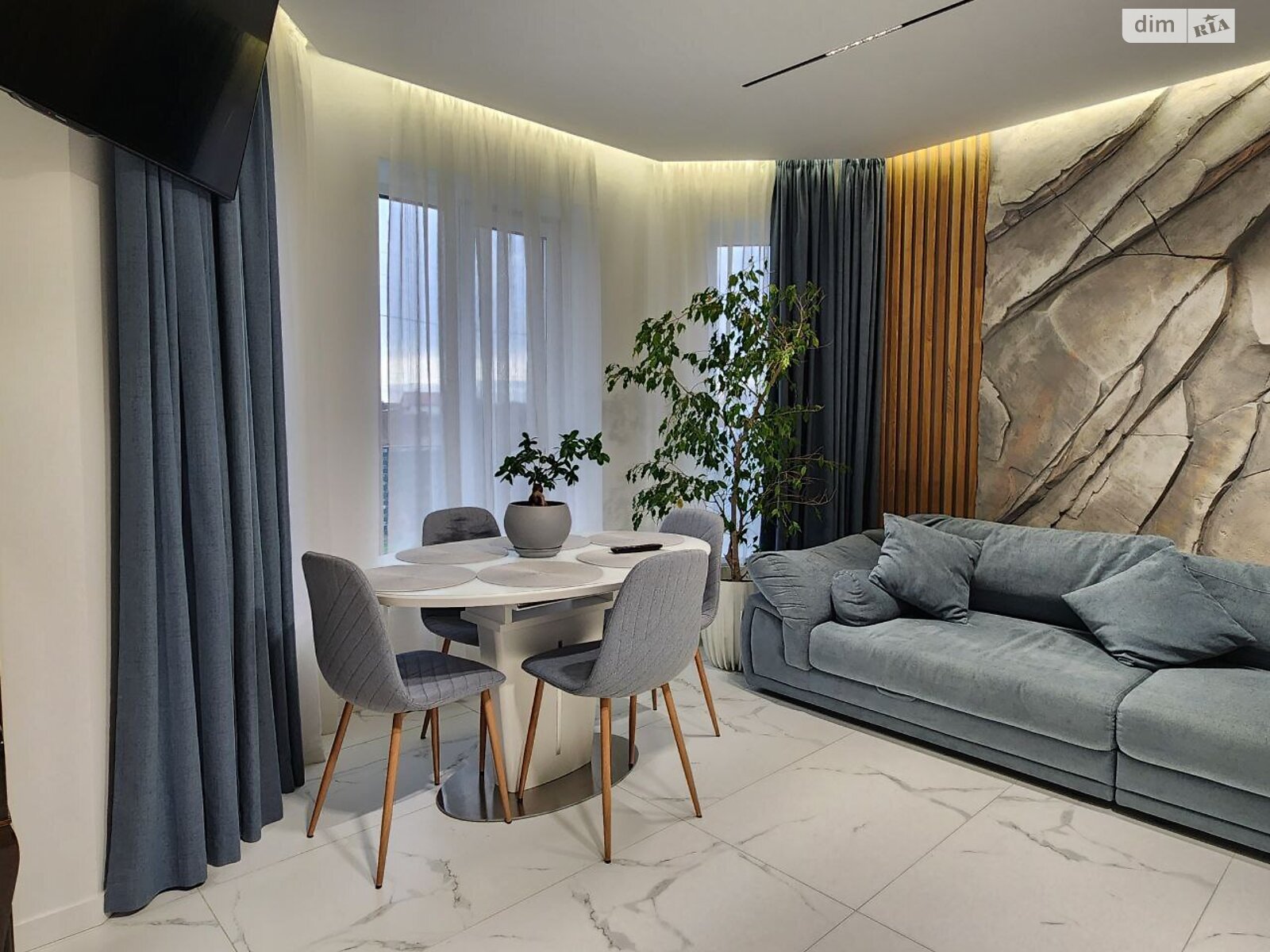 двоповерховий будинок з верандою, 147.6 кв. м, шлакоблок. Продаж у Побережжі фото 1