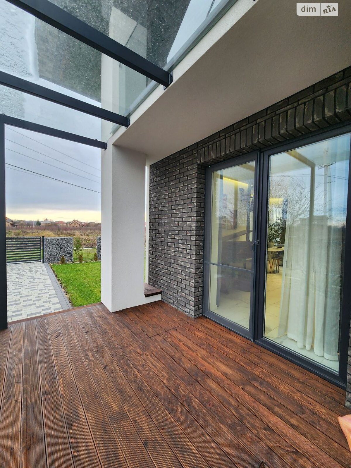 двоповерховий будинок з верандою, 147.6 кв. м, шлакоблок. Продаж у Побережжі фото 1