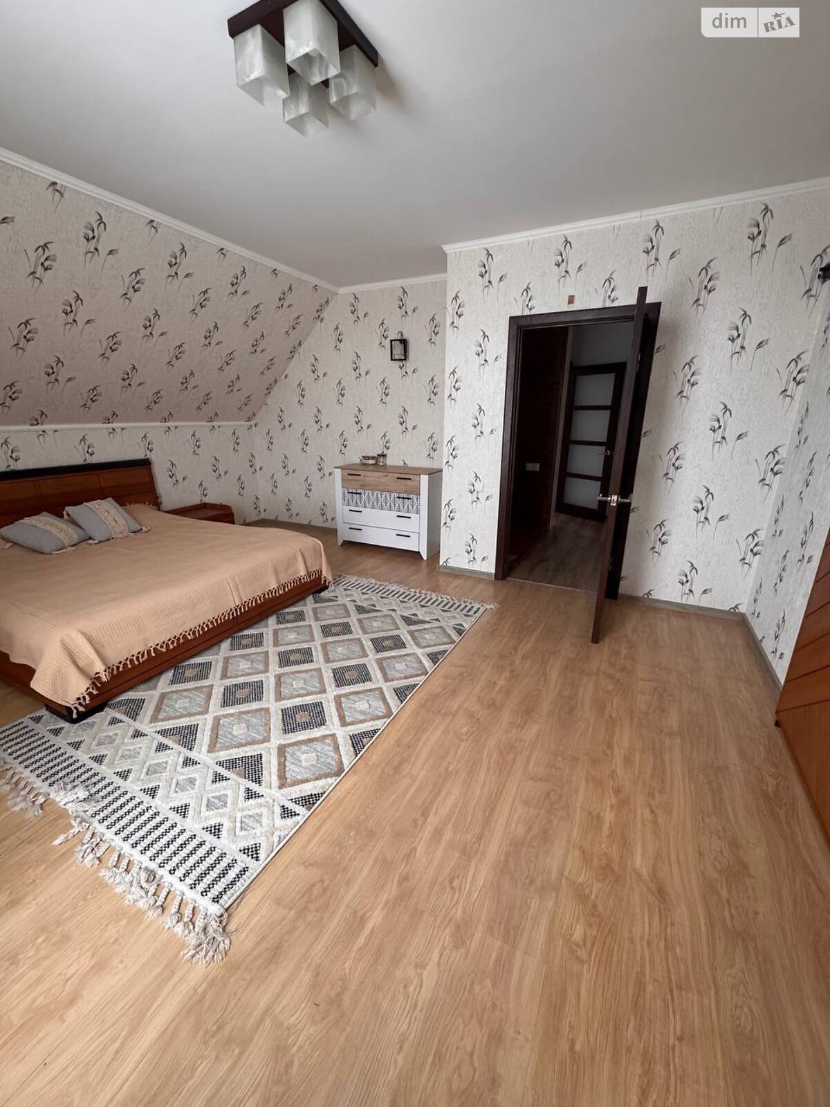 двоповерховий будинок з балконом, 262 кв. м, блочно-цегляний. Продаж у Підгайцях фото 1 двоповерховий будинок з балконом, 262 кв. м, блочно-цегляний. Продаж у Підгайцях фото 1