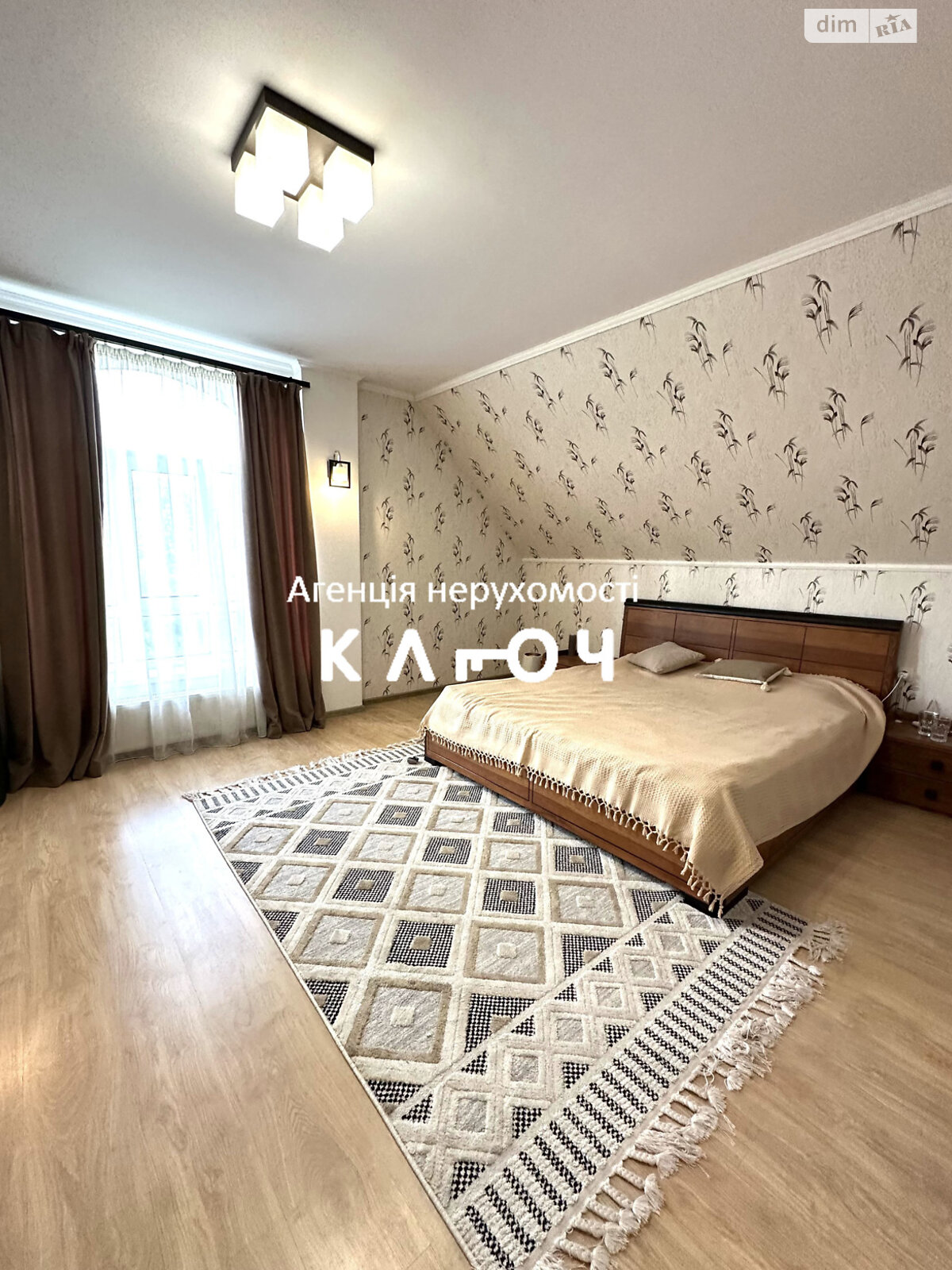 двоповерховий будинок з балконом, 262.8 кв. м, блочно-цегляний. Продаж у Підгайцях фото 1 двоповерховий будинок з балконом, 262.8 кв. м, блочно-цегляний. Продаж у Підгайцях фото 1