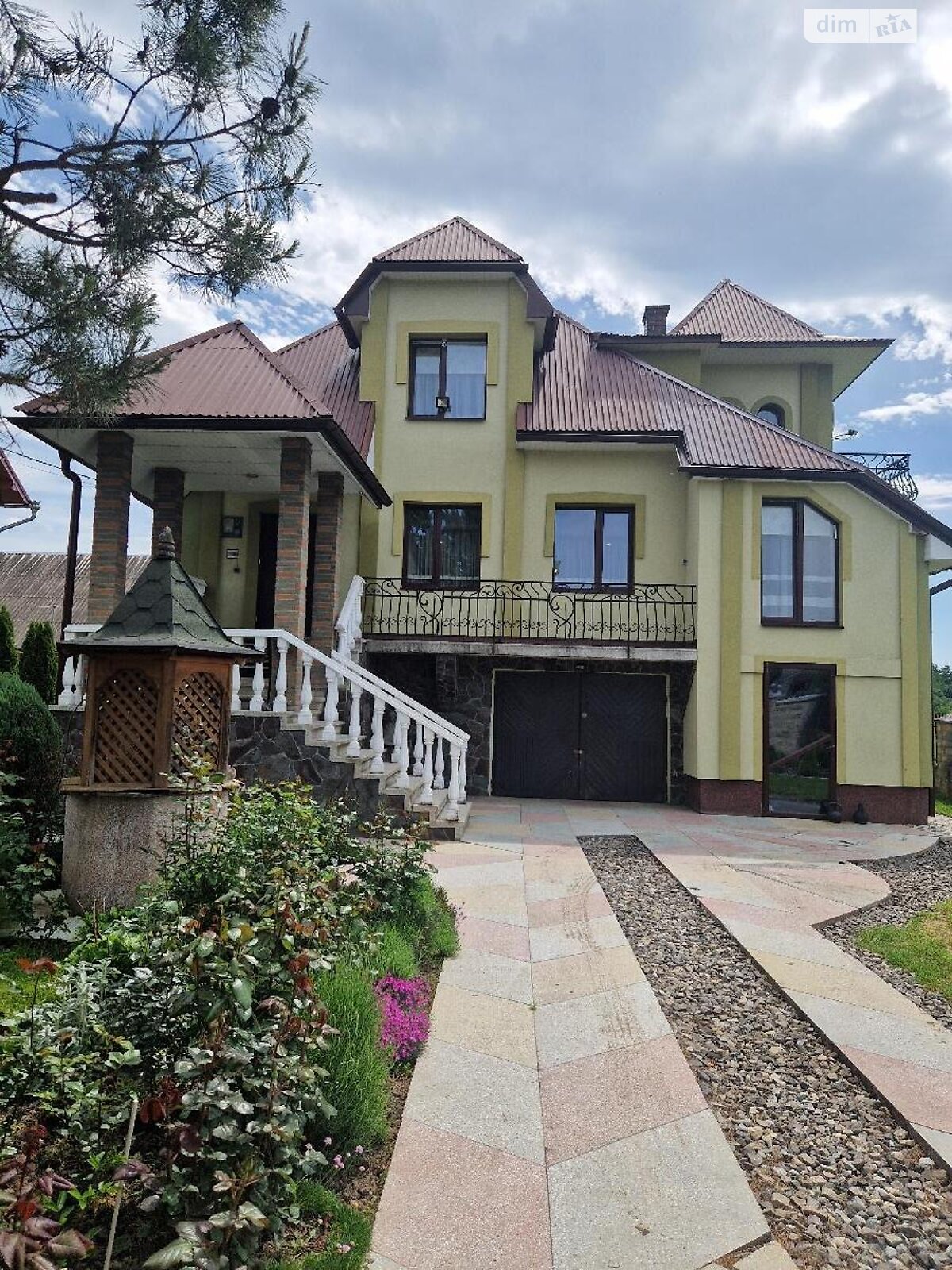 двухэтажный дом с балконом, 228 кв. м, кирпич. Продажа в Подгорье фото 1 двухэтажный дом с балконом, 228 кв. м, кирпич. Продажа в Подгорье фото 1