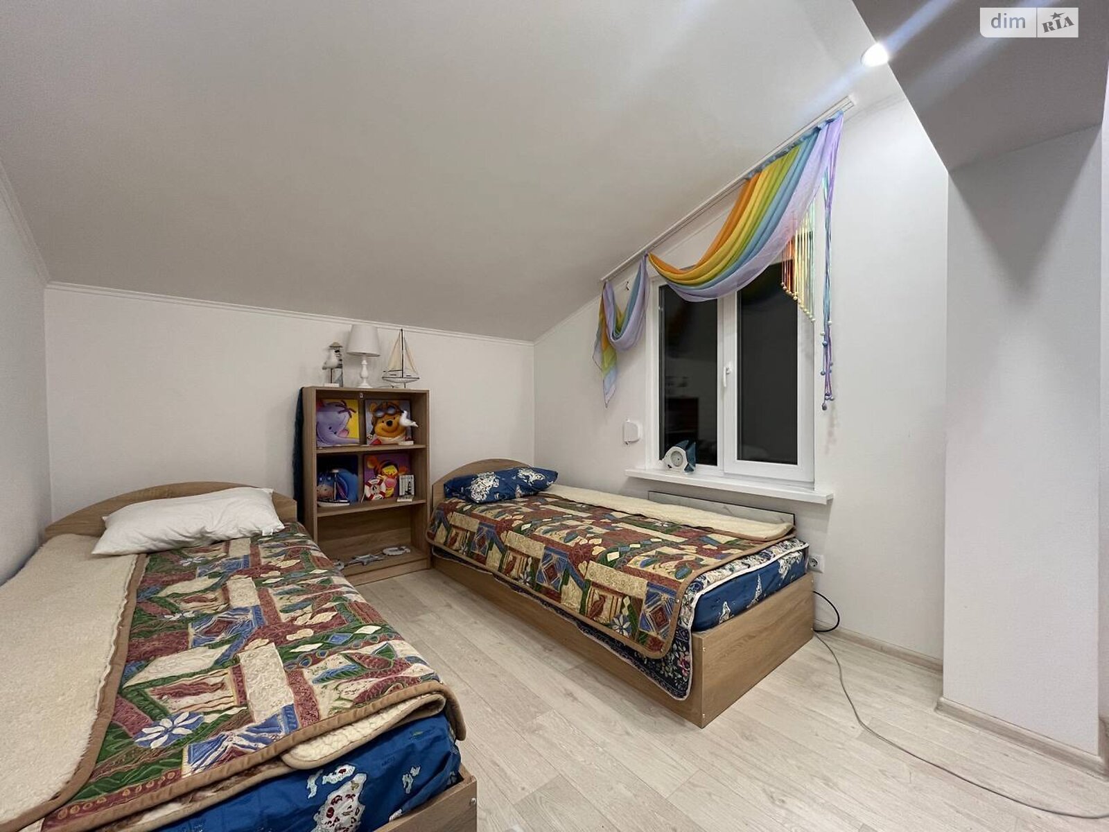 трехэтажный дом с мебелью, 106.5 кв. м, кирпич. Продажа в Подгороднем фото 1 трехэтажный дом с мебелью, 106.5 кв. м, кирпич. Продажа в Подгороднем фото 1