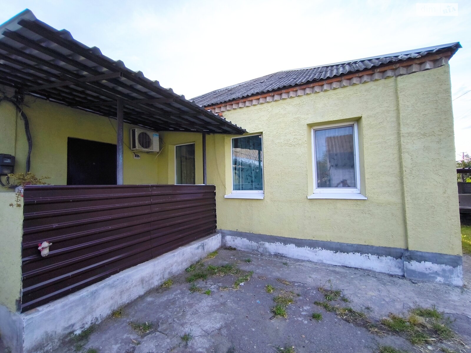 одноповерховий будинок з гаражем, 60 кв. м, шлакоблок. Продаж у Підгородньому фото 1 одноповерховий будинок з гаражем, 60 кв. м, шлакоблок. Продаж у Підгородньому фото 1