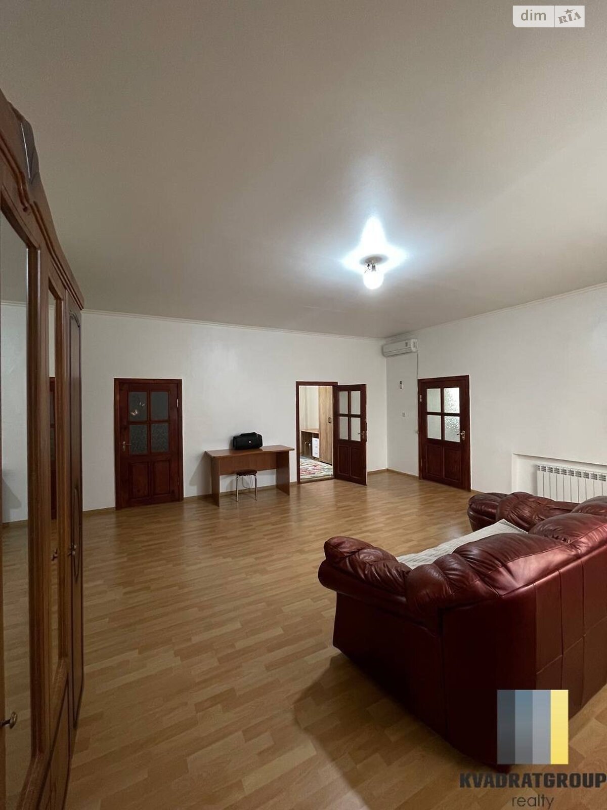двухэтажный дом с отоплением, 267.5 кв. м, кирпич. Продажа в Подгороднем фото 1 двухэтажный дом с отоплением, 267.5 кв. м, кирпич. Продажа в Подгороднем фото 1