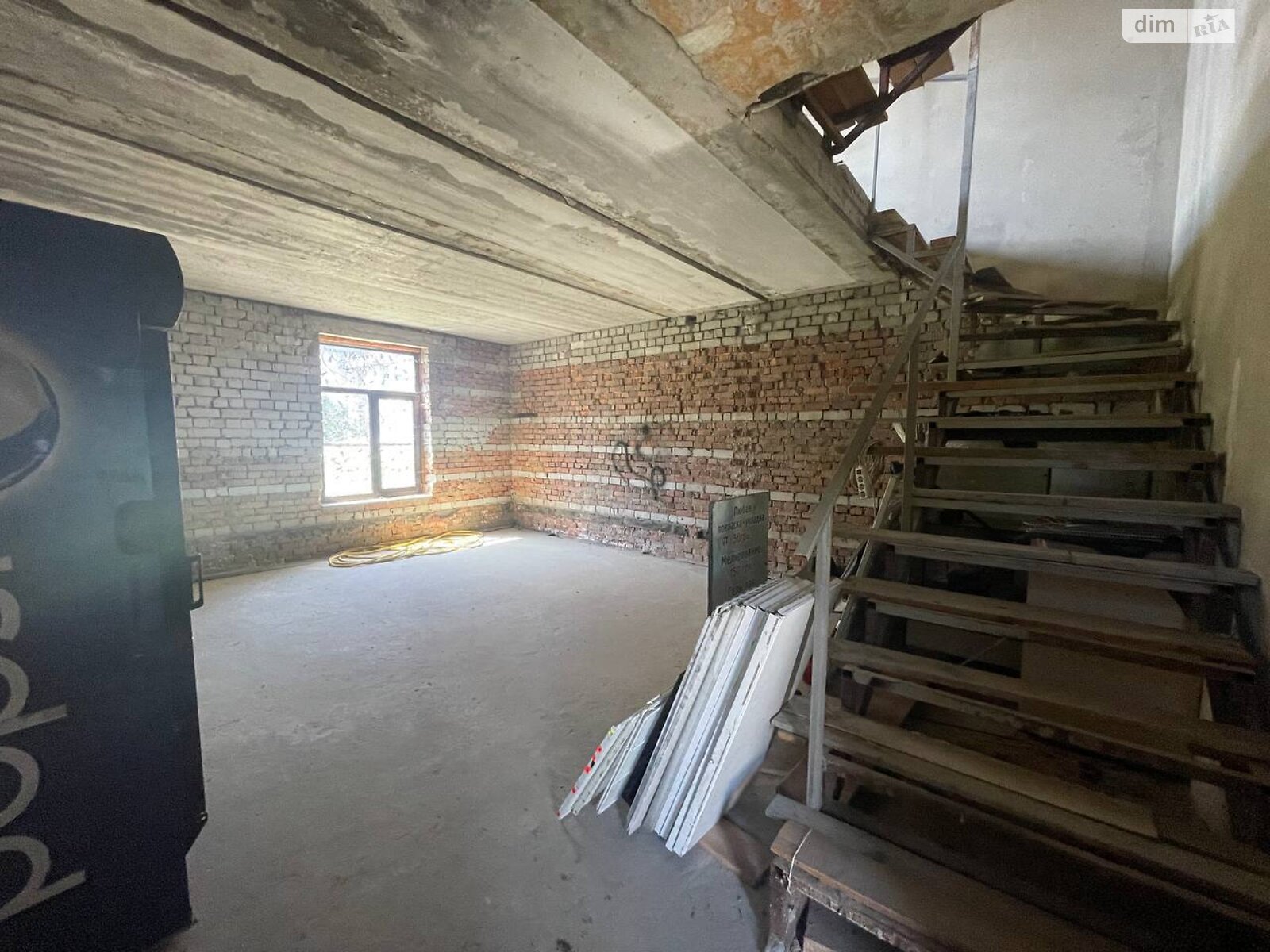 трехэтажный дом, 240 кв. м, кирпич. Продажа в Подгороднем фото 1 трехэтажный дом, 240 кв. м, кирпич. Продажа в Подгороднем фото 1