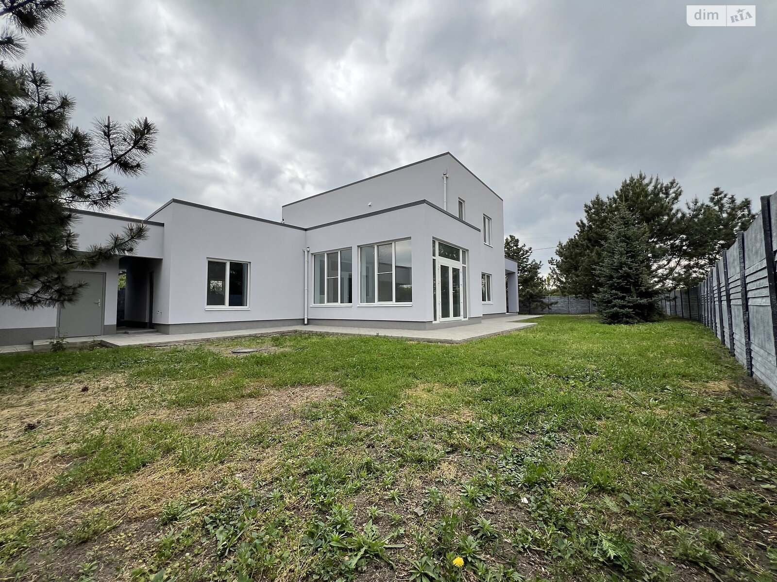 двоповерховий будинок з опаленням, 230 кв. м, цегла. Продаж у Підгородньому фото 1 двоповерховий будинок з опаленням, 230 кв. м, цегла. Продаж у Підгородньому фото 1