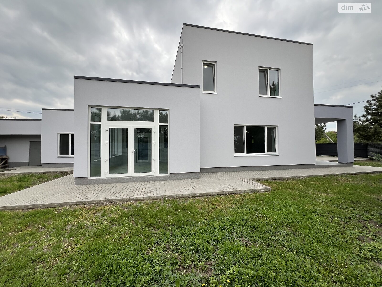 двоповерховий будинок з опаленням, 230 кв. м, цегла. Продаж у Підгородньому фото 1 двоповерховий будинок з опаленням, 230 кв. м, цегла. Продаж у Підгородньому фото 1