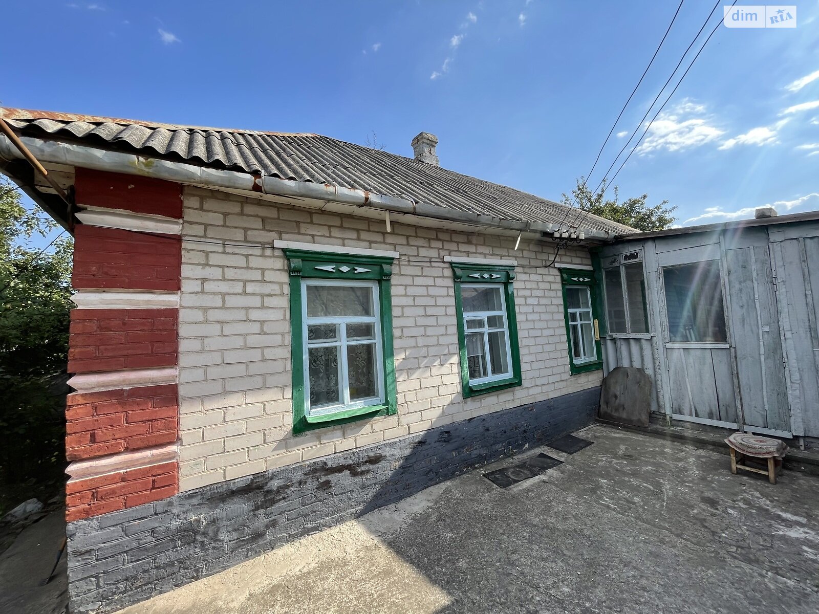 одноэтажный дом с гаражом, 50 кв. м, кирпич. Продажа в Подгороднем фото 1