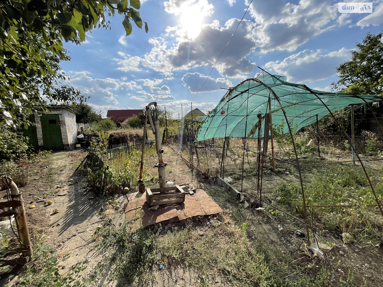 одноэтажный дом с гаражом, 50 кв. м, кирпич. Продажа в Подгороднем фото 1