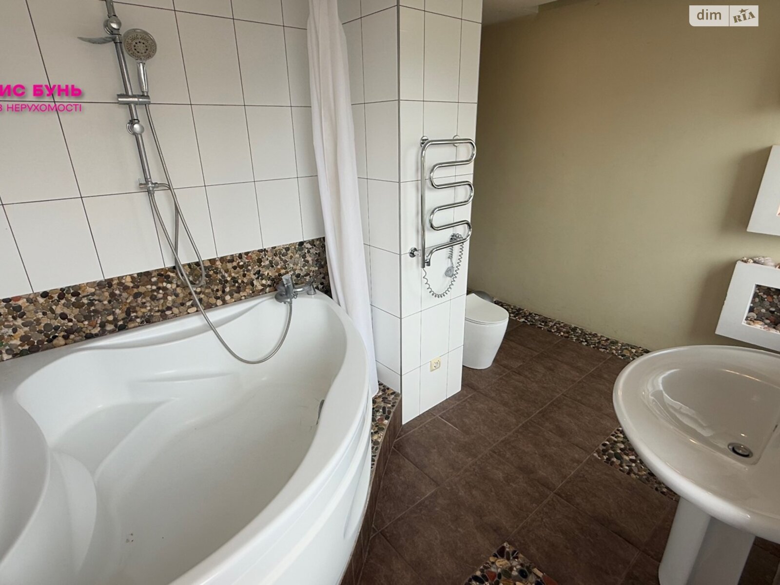 двоповерховий будинок з верандою, 295 кв. м, кирпич. Продаж у Підгородньому фото 1 двоповерховий будинок з верандою, 295 кв. м, кирпич. Продаж у Підгородньому фото 1