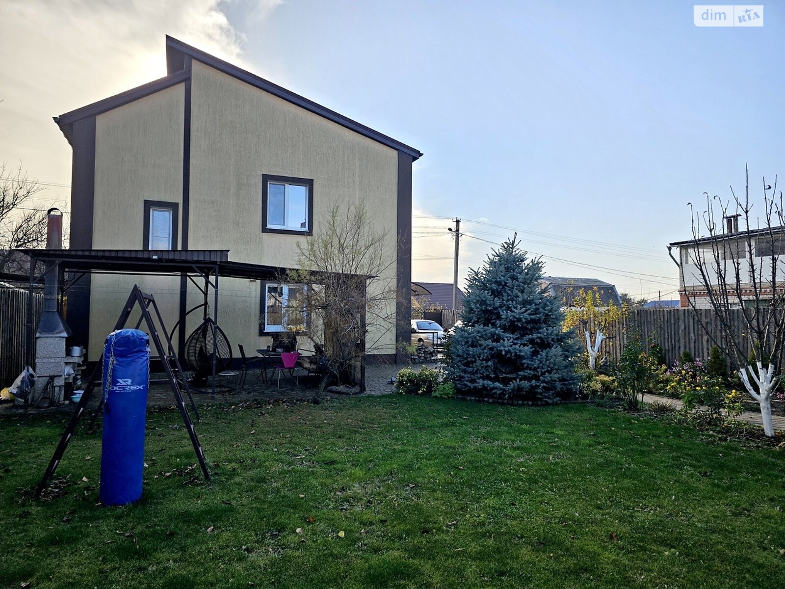 двухэтажный дом беседка, 98.6 кв. м, кирпич. Продажа в Подгороднем фото 1