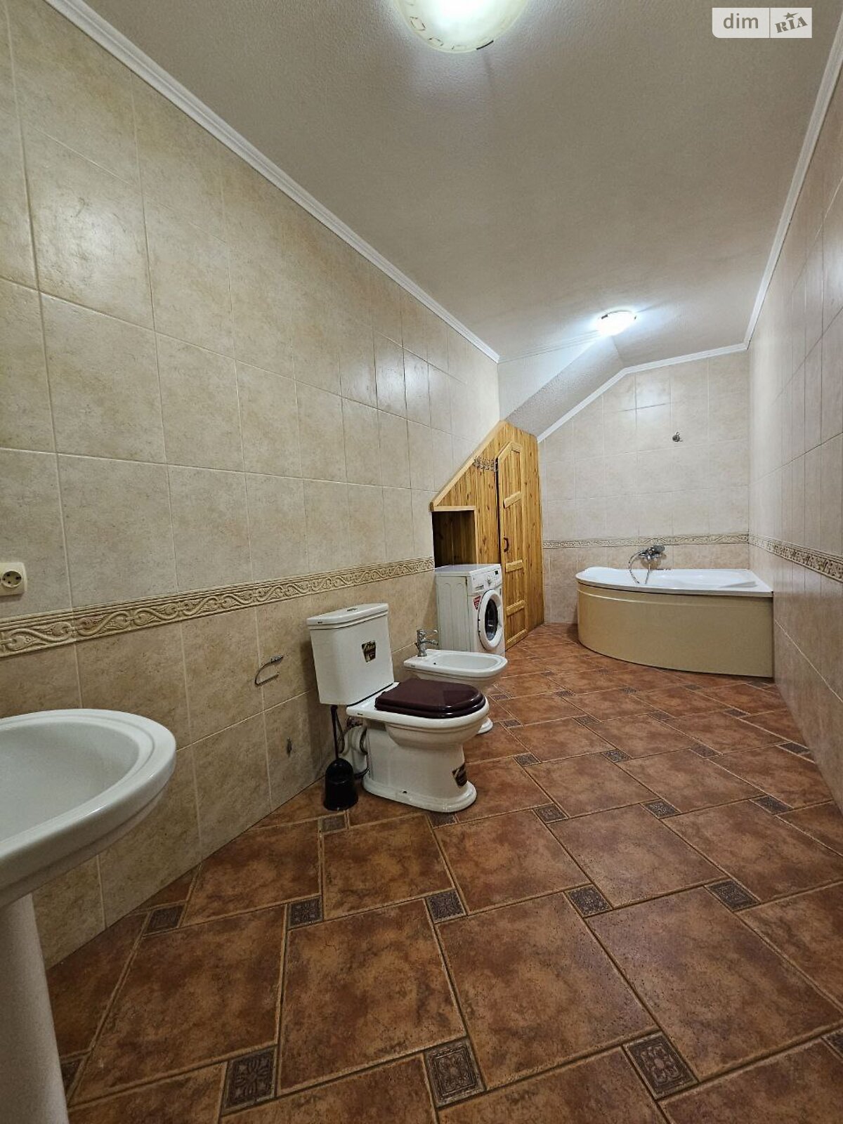двоповерховий будинок з гаражем, 236.7 кв. м, цегла. Продаж у Підгородне фото 1 двоповерховий будинок з гаражем, 236.7 кв. м, цегла. Продаж у Підгородне фото 1