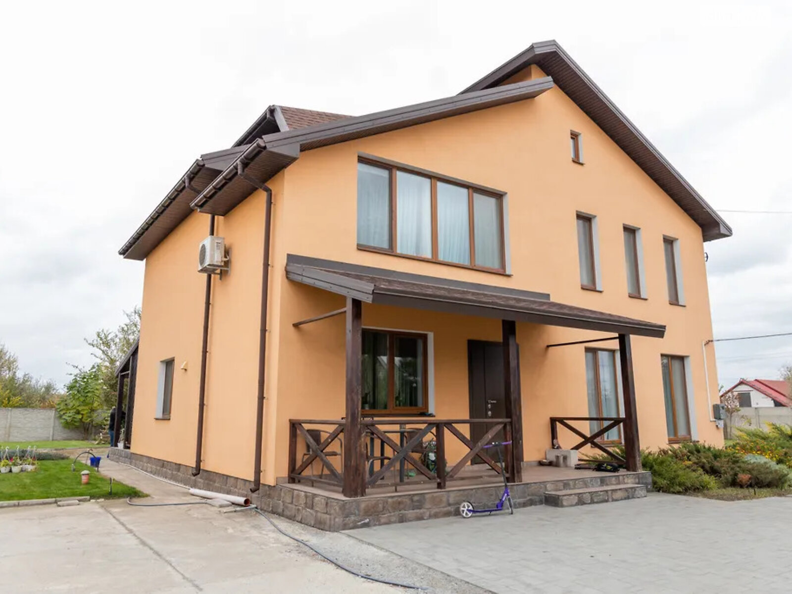 двоповерховий будинок, 250 кв. м, цегла. Продаж у Підгородне фото 1 двоповерховий будинок, 250 кв. м, цегла. Продаж у Підгородне фото 1