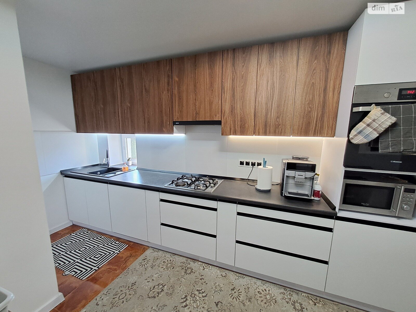 двоповерховий будинок з опаленням, 319.6 кв. м, цегла. Продаж у Підгородне фото 1 двоповерховий будинок з опаленням, 319.6 кв. м, цегла. Продаж у Підгородне фото 1