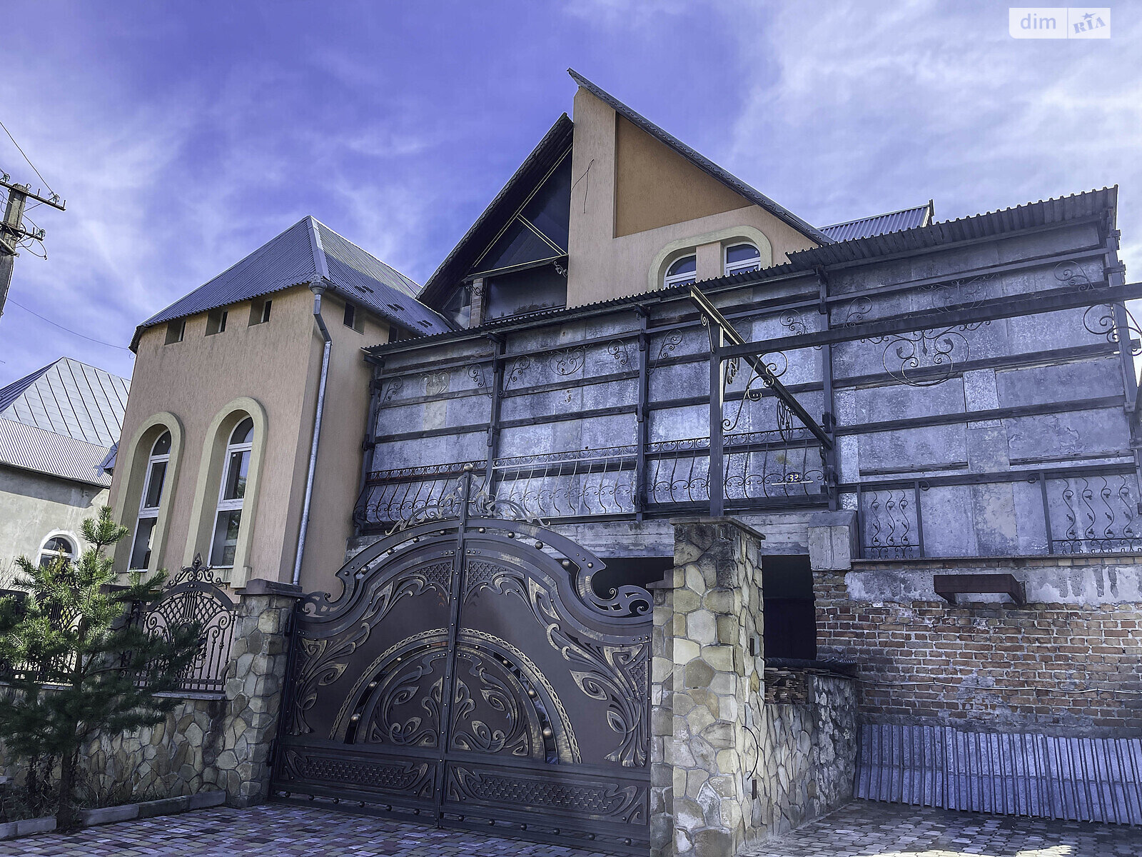 двухэтажный дом, 494.1 кв. м, цегла. Продажа в Подгородном фото 1