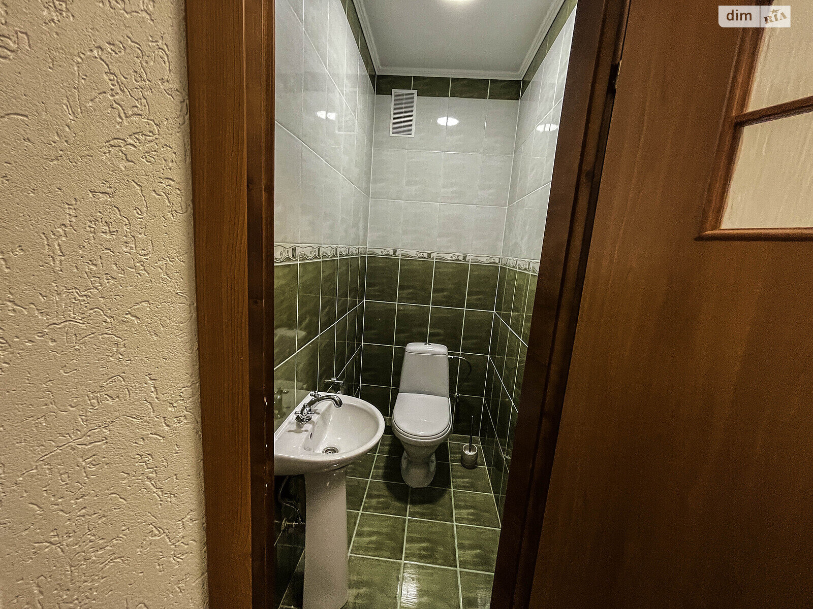 двухэтажный дом, 494.1 кв. м, цегла. Продажа в Подгородном фото 1