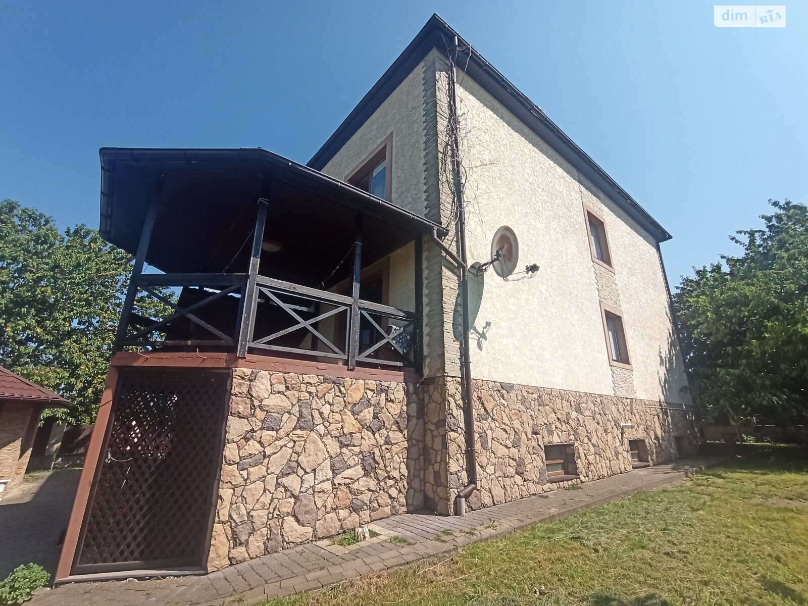 трехэтажный дом, 352.6 кв. м, кирпич. Продажа в Подгородном фото 1 трехэтажный дом, 352.6 кв. м, кирпич. Продажа в Подгородном фото 1