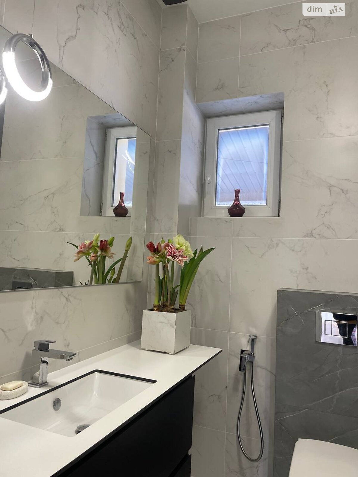 двоповерховий будинок, 250 кв. м, цегла. Продаж у Підгородне фото 1 двоповерховий будинок, 250 кв. м, цегла. Продаж у Підгородне фото 1