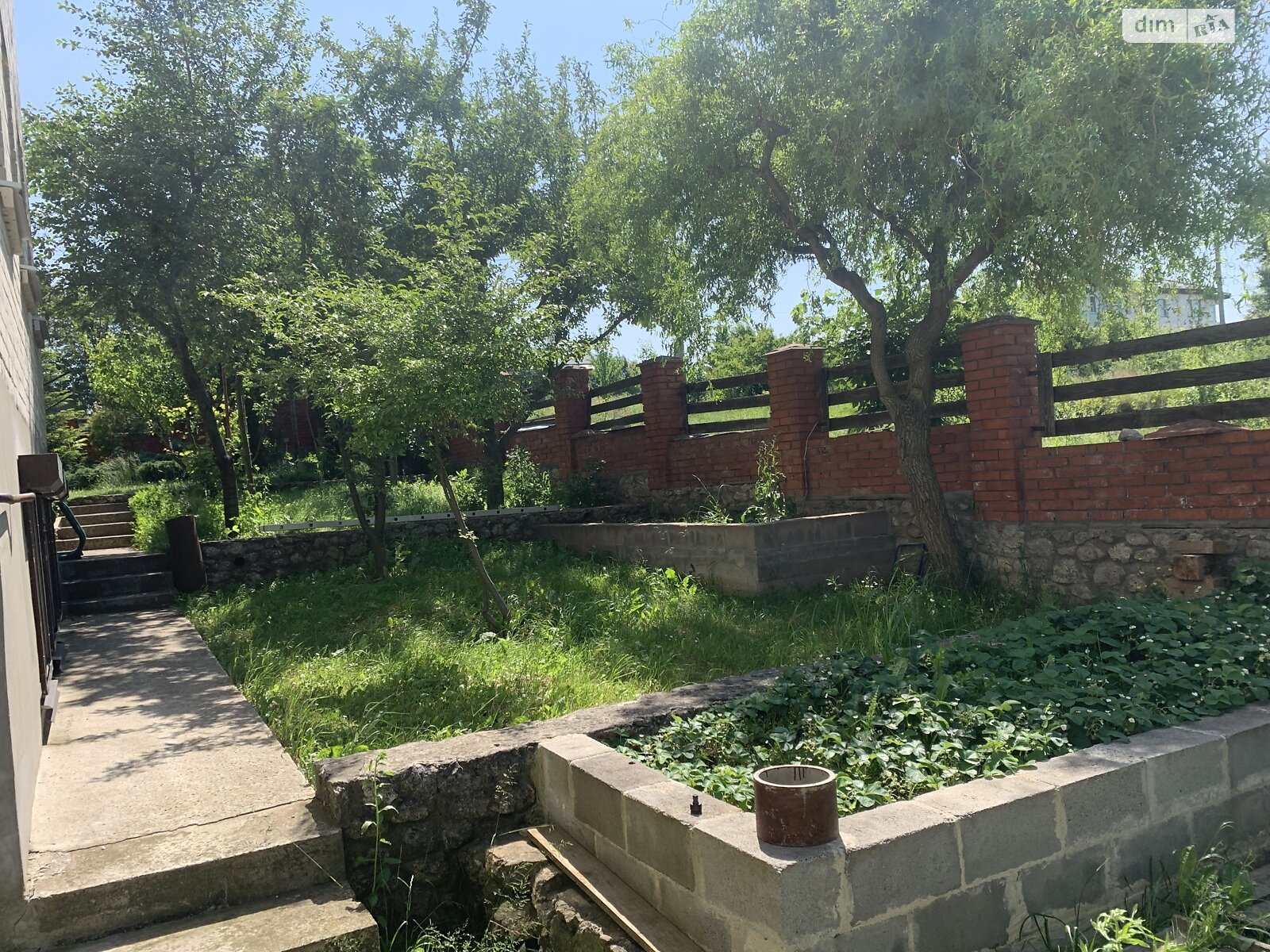 трехэтажный дом с верандой, 280 кв. м, кирпич. Продажа в Подгородном фото 1 трехэтажный дом с верандой, 280 кв. м, кирпич. Продажа в Подгородном фото 1