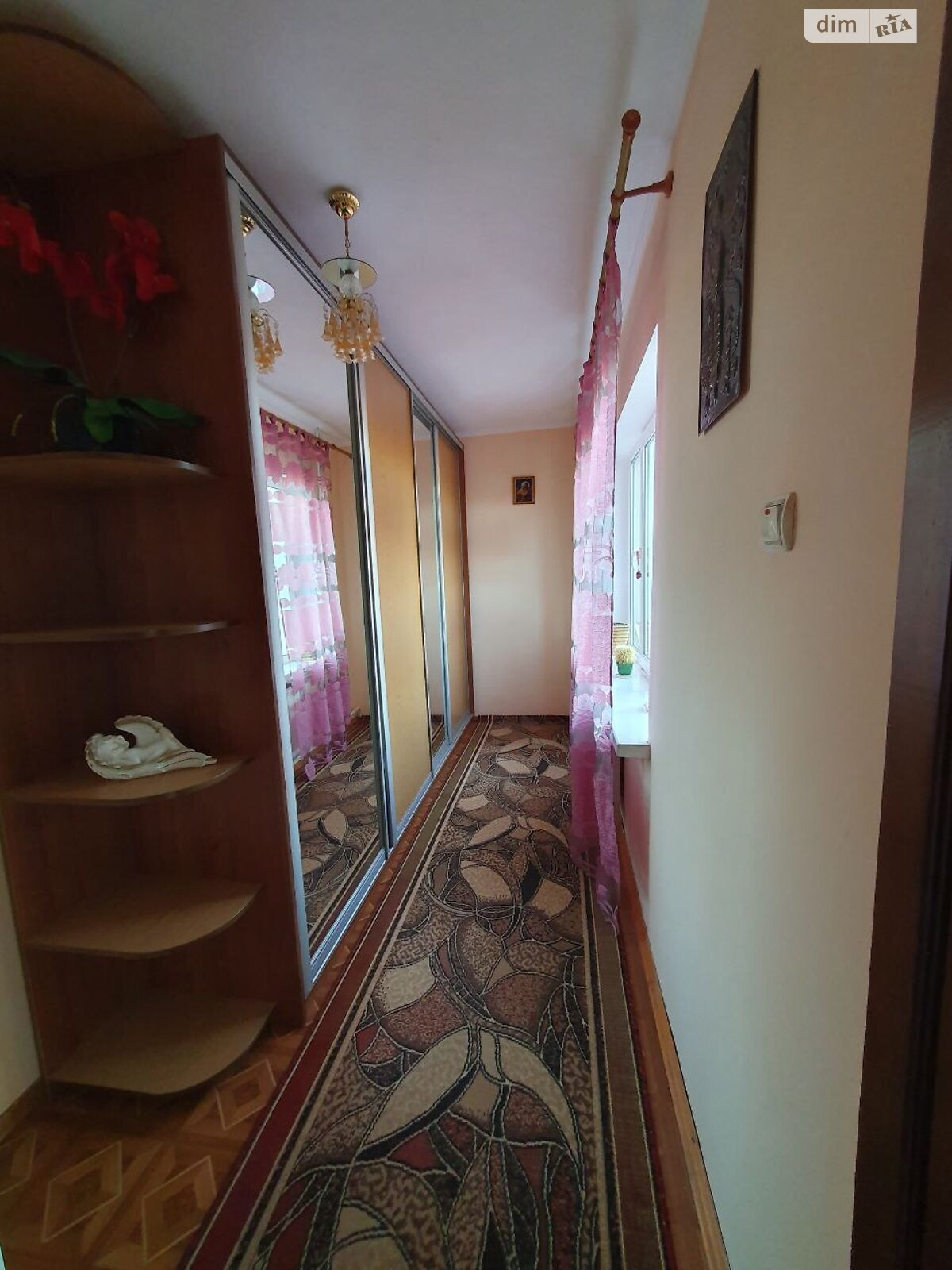 триповерховий будинок з гаражем, 269.1 кв. м, цегла. Продаж у Підгородне фото 1 триповерховий будинок з гаражем, 269.1 кв. м, цегла. Продаж у Підгородне фото 1