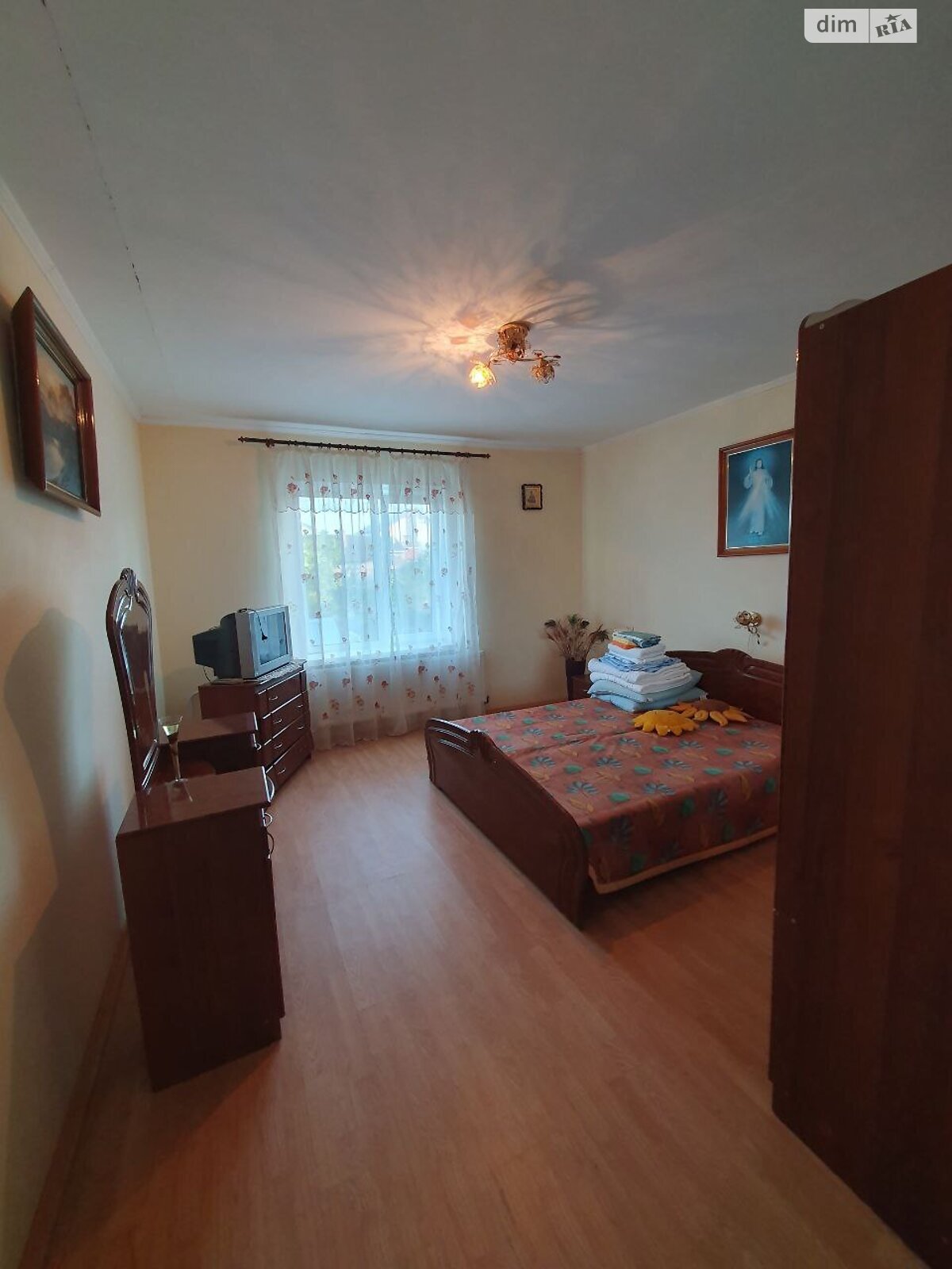 триповерховий будинок з гаражем, 269.1 кв. м, цегла. Продаж у Підгородне фото 1 триповерховий будинок з гаражем, 269.1 кв. м, цегла. Продаж у Підгородне фото 1