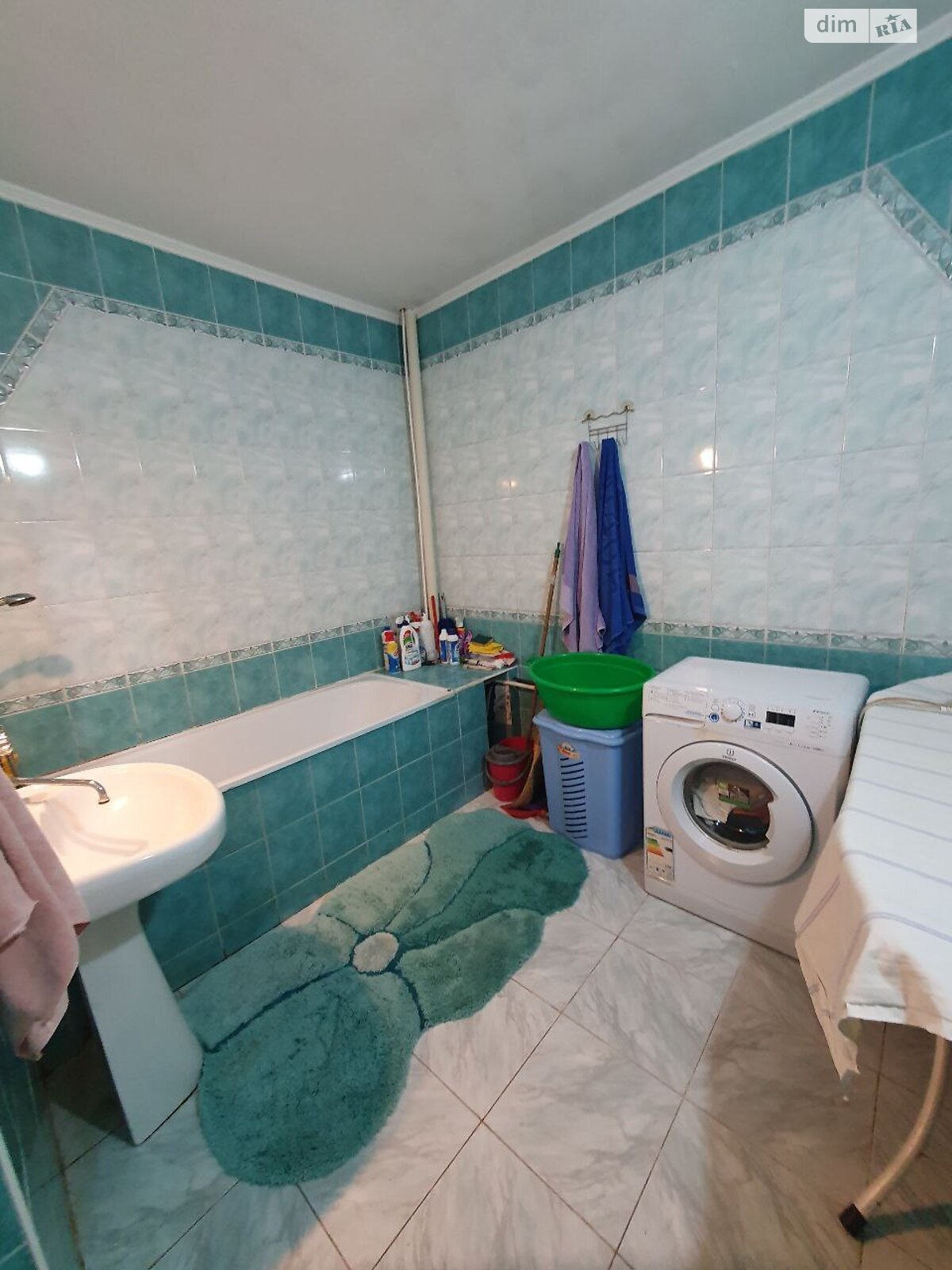 триповерховий будинок з гаражем, 269.1 кв. м, цегла. Продаж у Підгородне фото 1 триповерховий будинок з гаражем, 269.1 кв. м, цегла. Продаж у Підгородне фото 1
