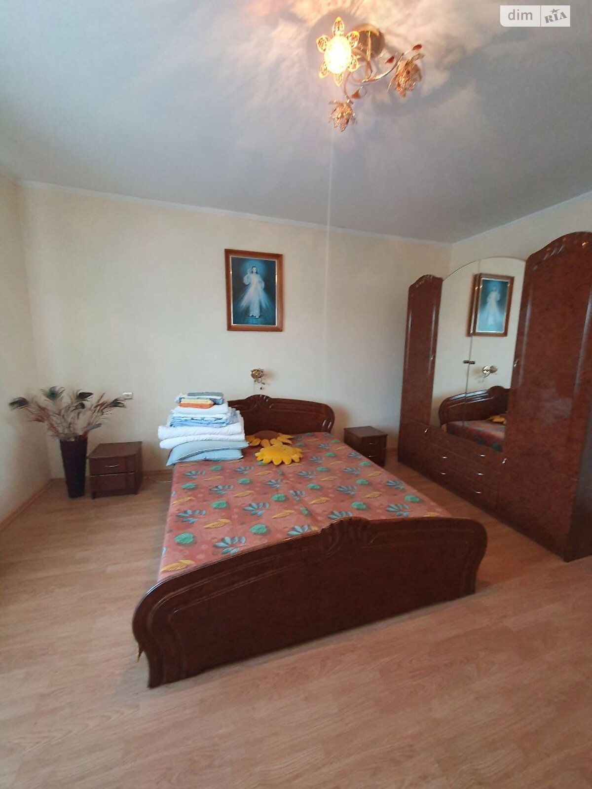триповерховий будинок з гаражем, 269.1 кв. м, цегла. Продаж у Підгородне фото 1 триповерховий будинок з гаражем, 269.1 кв. м, цегла. Продаж у Підгородне фото 1