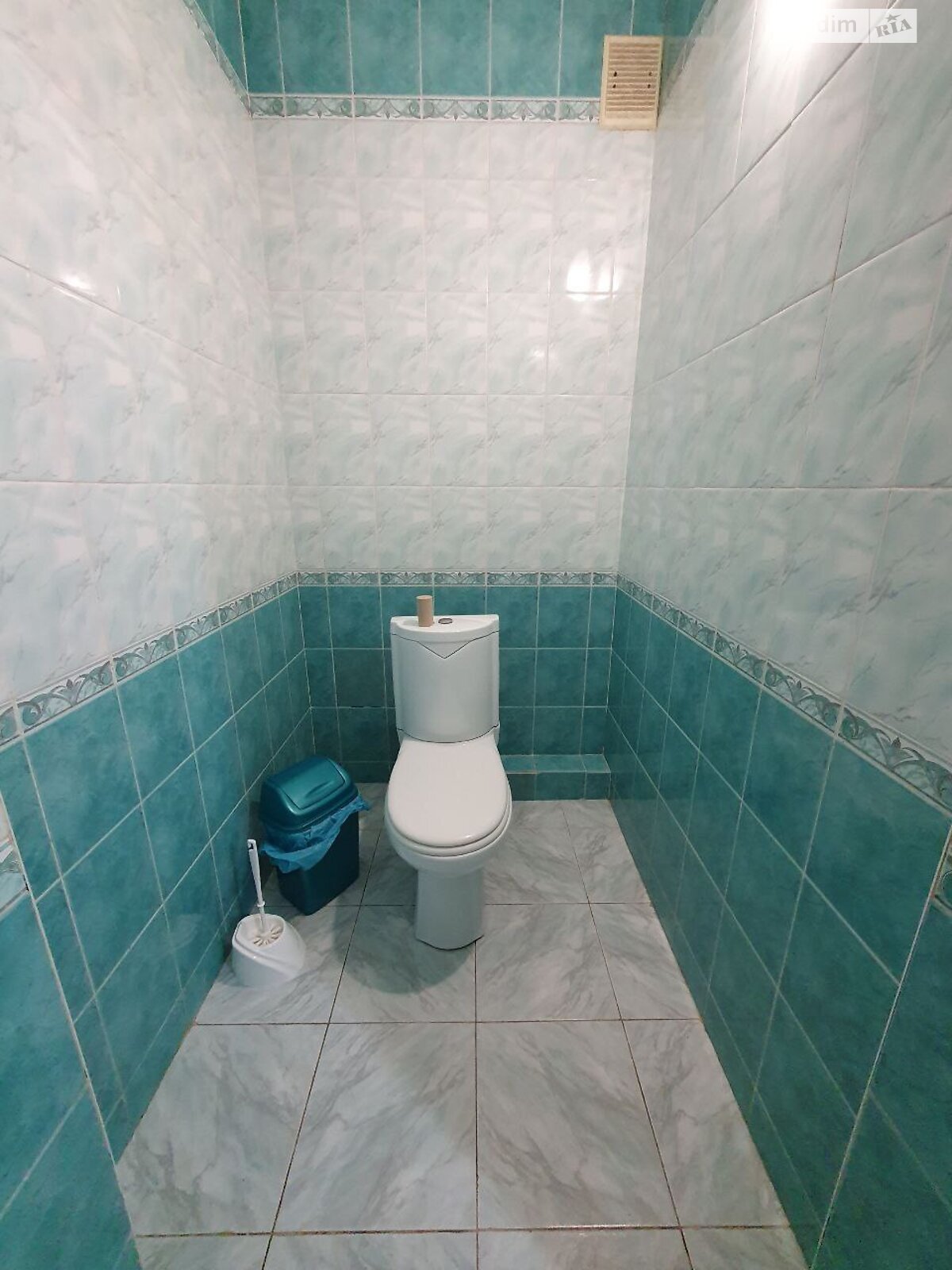 триповерховий будинок з гаражем, 269.1 кв. м, цегла. Продаж у Підгородне фото 1 триповерховий будинок з гаражем, 269.1 кв. м, цегла. Продаж у Підгородне фото 1