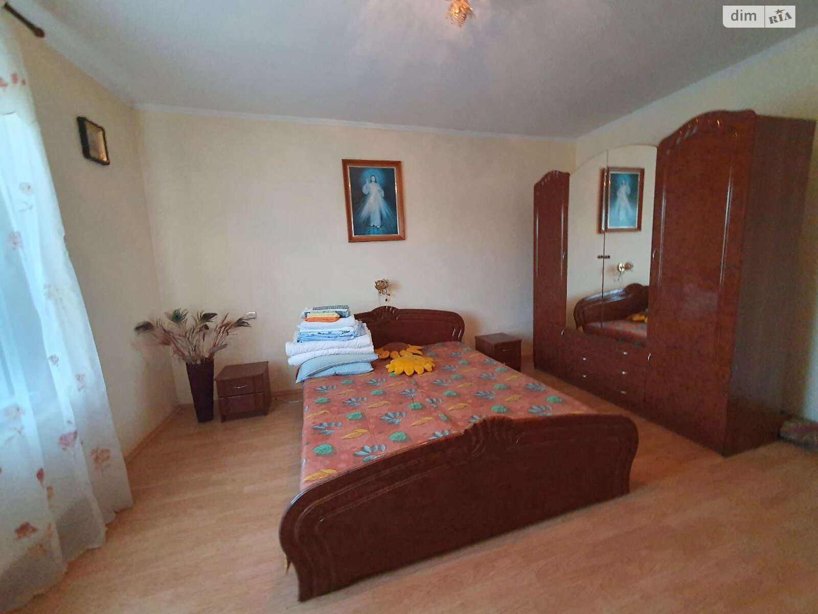 триповерховий будинок з гаражем, 269.1 кв. м, цегла. Продаж у Підгородне фото 1 триповерховий будинок з гаражем, 269.1 кв. м, цегла. Продаж у Підгородне фото 1