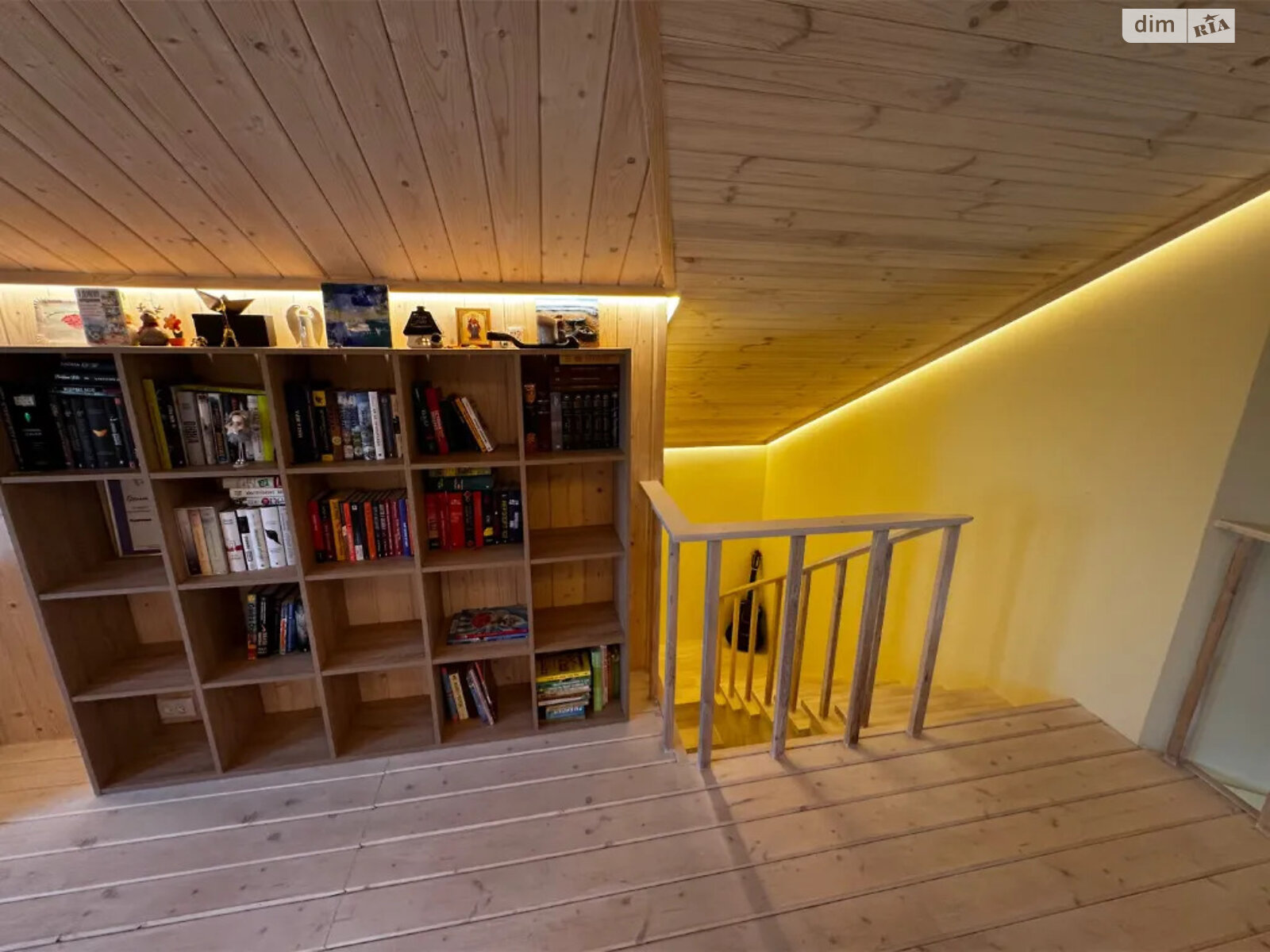 двоповерховий будинок з гаражем, 136.6 кв. м, газобетон. Продаж у Підгородне фото 1