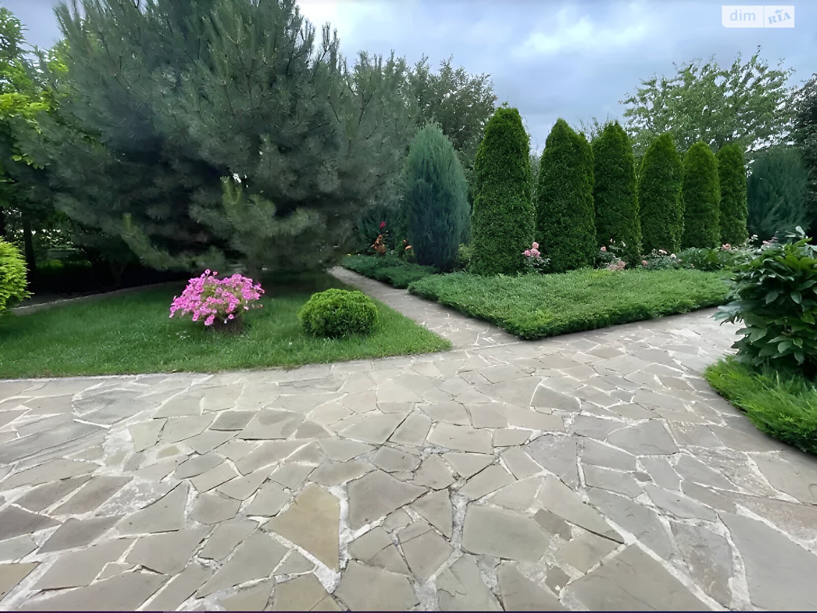 двухэтажный дом с гаражом, 160 кв. м, кирпич. Продажа в Подгородном фото 1