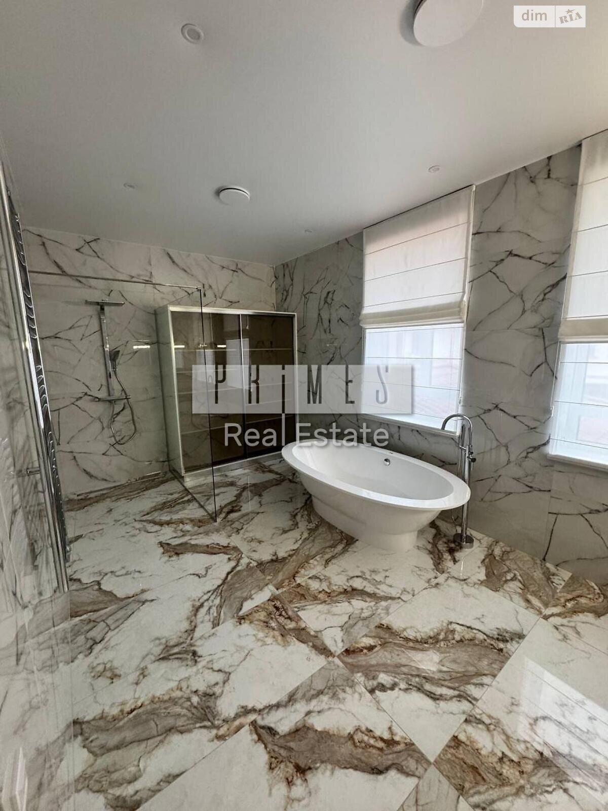двоповерховий будинок, 330 кв. м, кирпич. Продаж у Підгірцях фото 1 двоповерховий будинок, 330 кв. м, кирпич. Продаж у Підгірцях фото 1