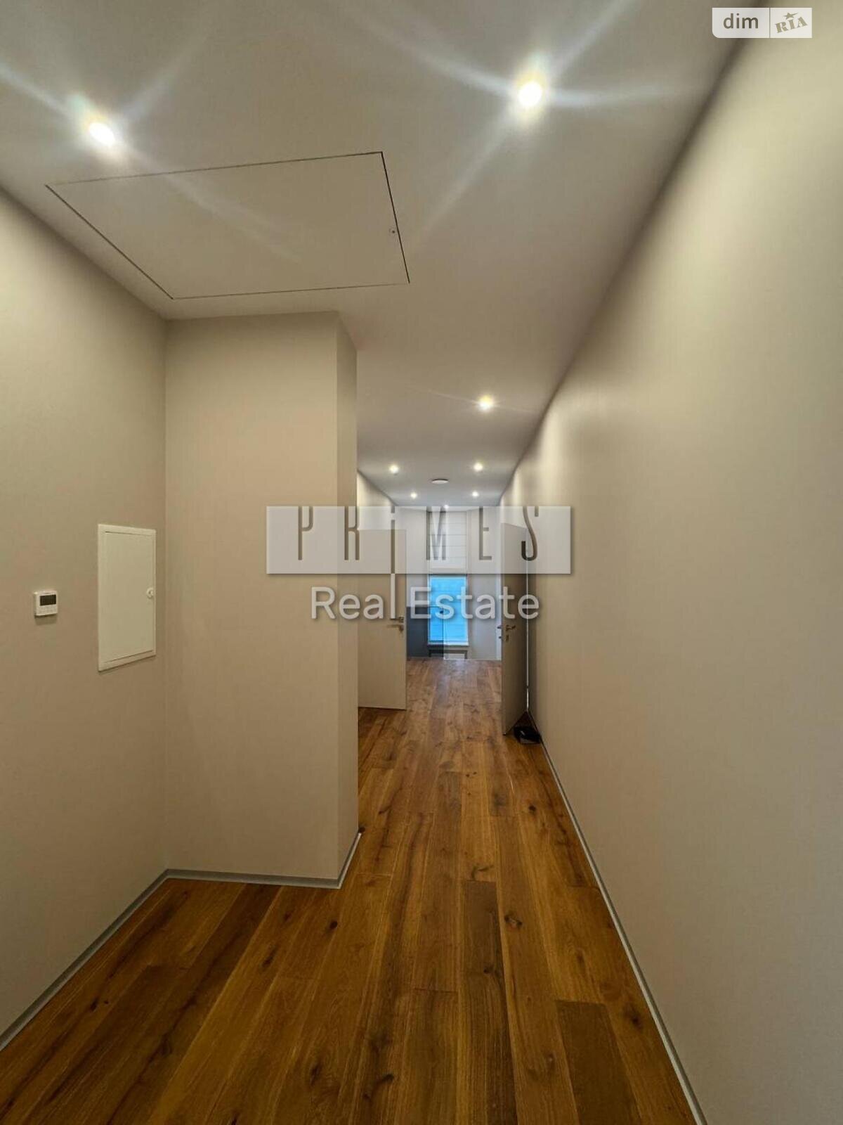 двоповерховий будинок, 330 кв. м, кирпич. Продаж у Підгірцях фото 1 двоповерховий будинок, 330 кв. м, кирпич. Продаж у Підгірцях фото 1