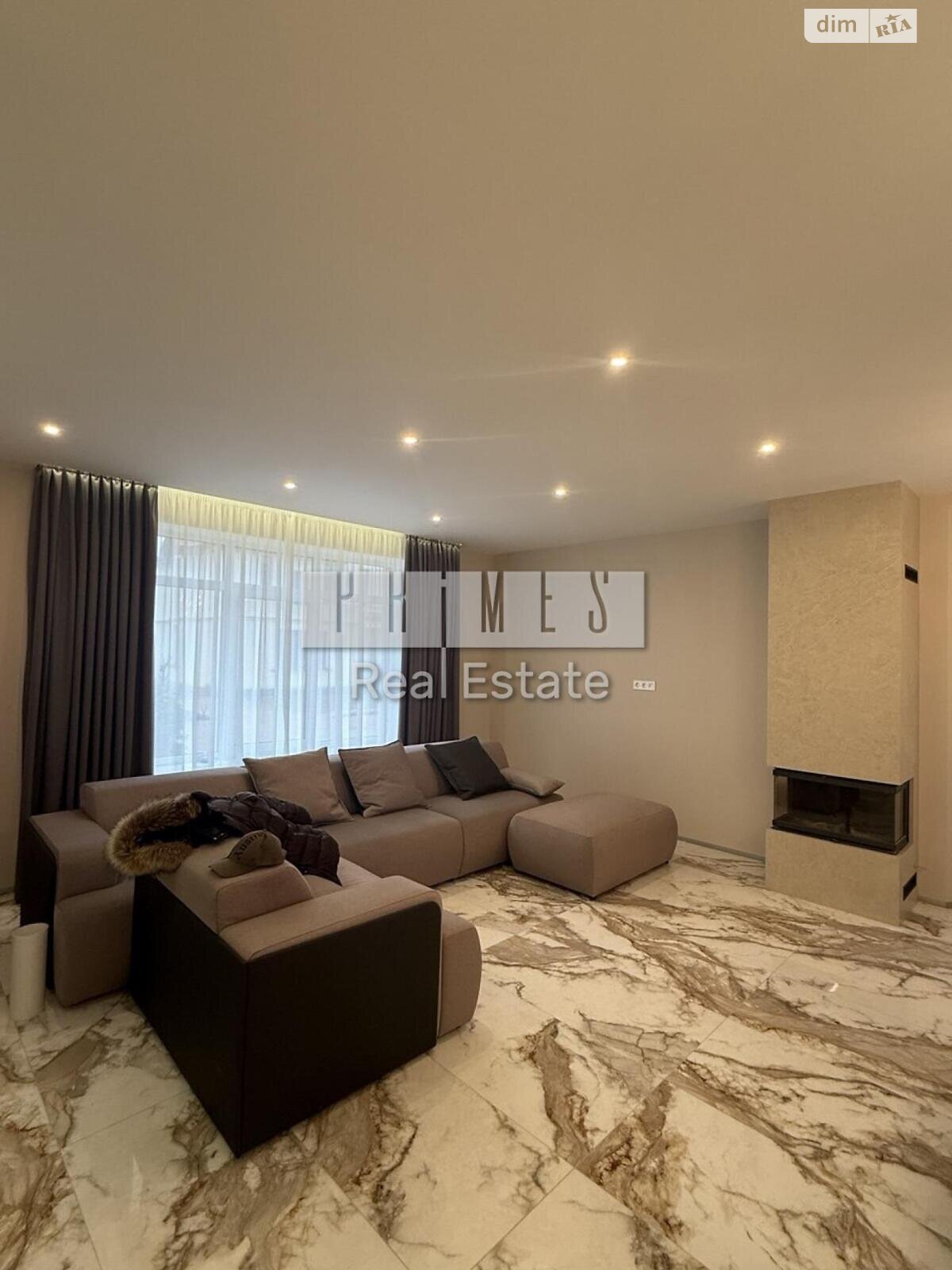 двоповерховий будинок, 330 кв. м, кирпич. Продаж у Підгірцях фото 1 двоповерховий будинок, 330 кв. м, кирпич. Продаж у Підгірцях фото 1