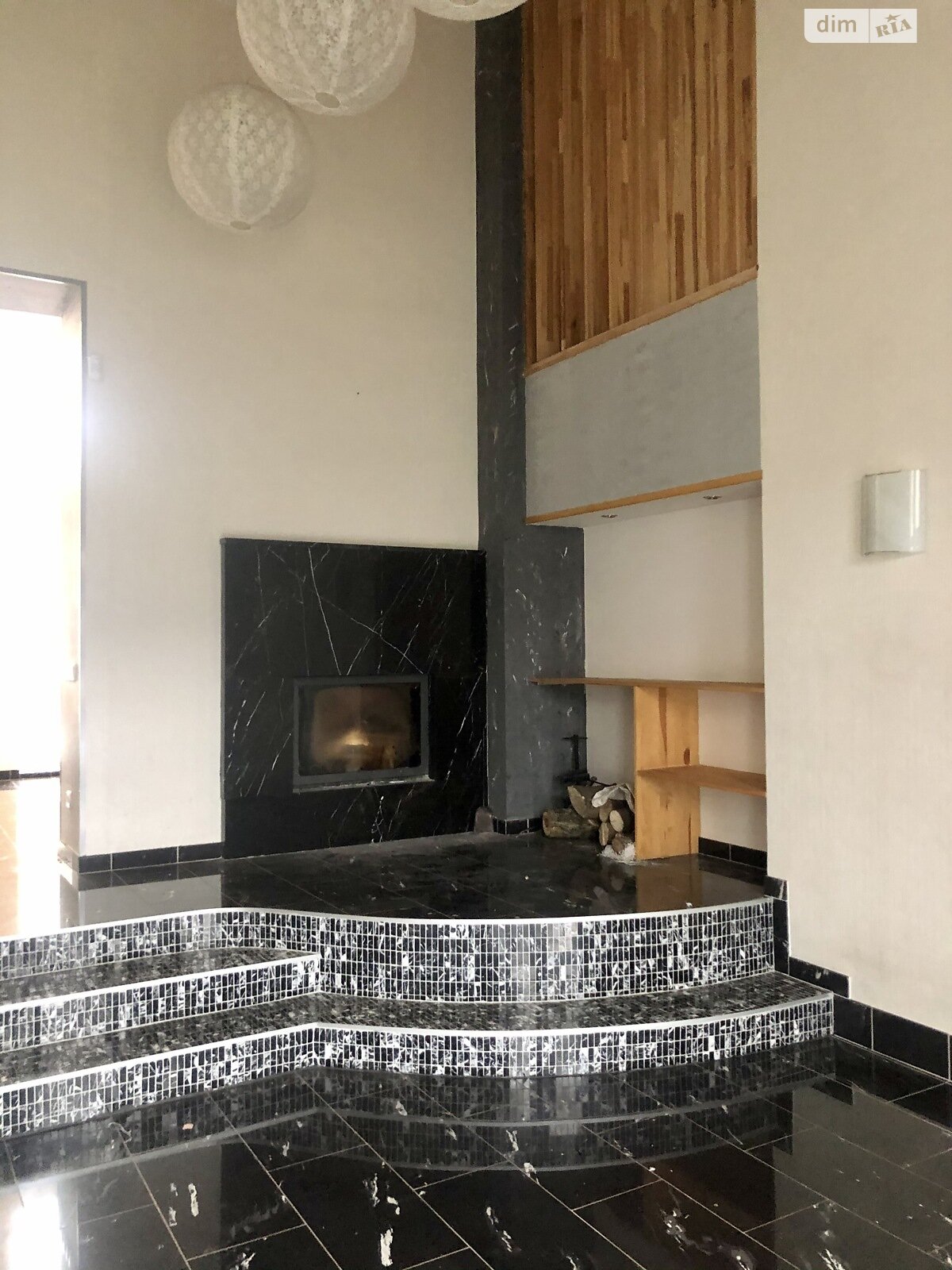 триповерховий будинок з балконом, 463 кв. м, цегла. Продаж у Підгірцях фото 1 триповерховий будинок з балконом, 463 кв. м, цегла. Продаж у Підгірцях фото 1