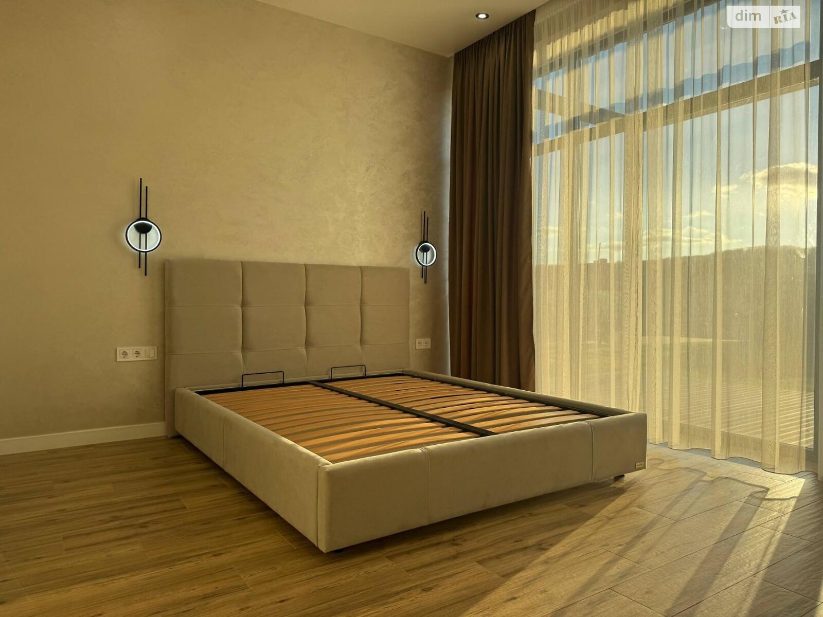 одноповерховий будинок з ремонтом, 110 кв. м, кирпич. Продаж у Підгірцях фото 1 одноповерховий будинок з ремонтом, 110 кв. м, кирпич. Продаж у Підгірцях фото 1