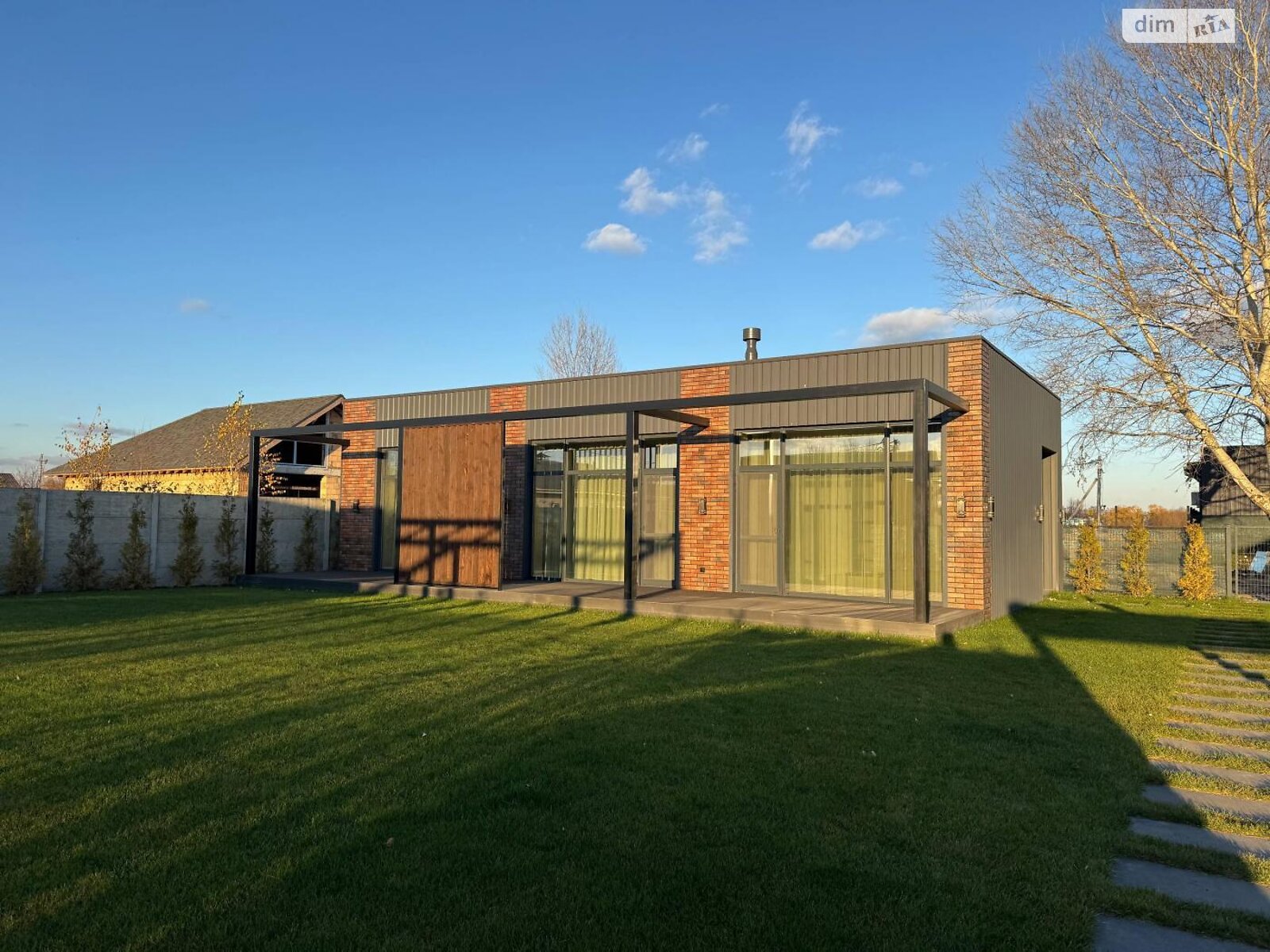 одноповерховий будинок з ремонтом, 110 кв. м, кирпич. Продаж у Підгірцях фото 1 одноповерховий будинок з ремонтом, 110 кв. м, кирпич. Продаж у Підгірцях фото 1