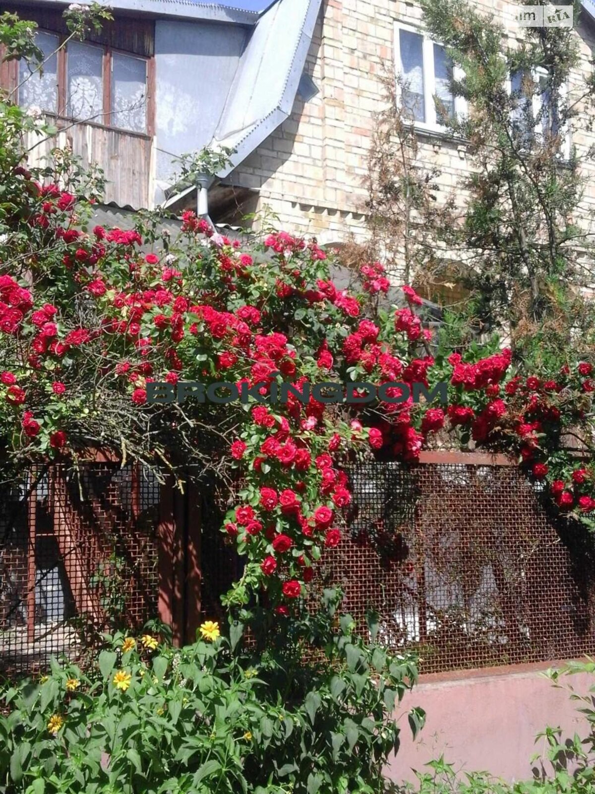 трехэтажный дом, 99.8 кв. м, кирпич. Продажа в Подгорцах фото 1 трехэтажный дом, 99.8 кв. м, кирпич. Продажа в Подгорцах фото 1