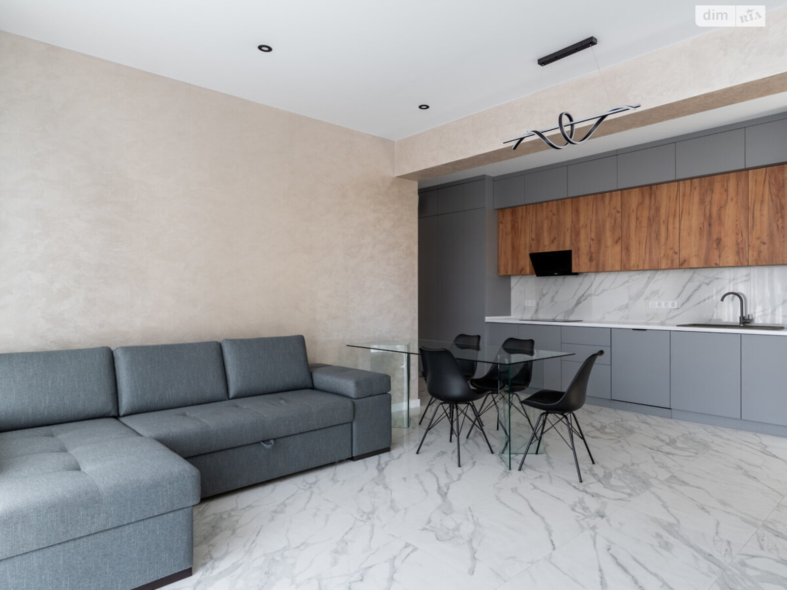 одноэтажный дом, 150 кв. м, керамический блок. Продажа в Подгорцах фото 1